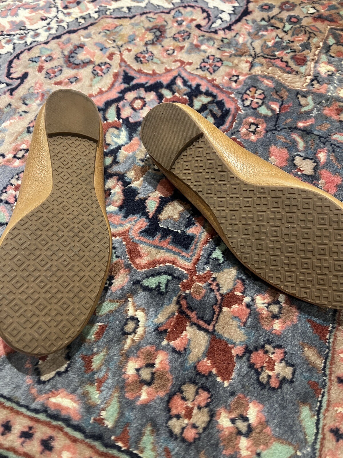 Tory Burch Ballet Slightly User Without Tags And Box. No returns Accepted