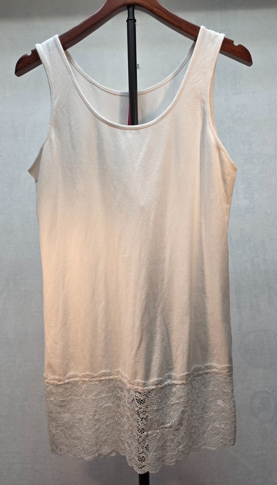 Ruby Ribbon White Lace Extender Tank Top Tunic Layering Cami Scoop Neck (L)