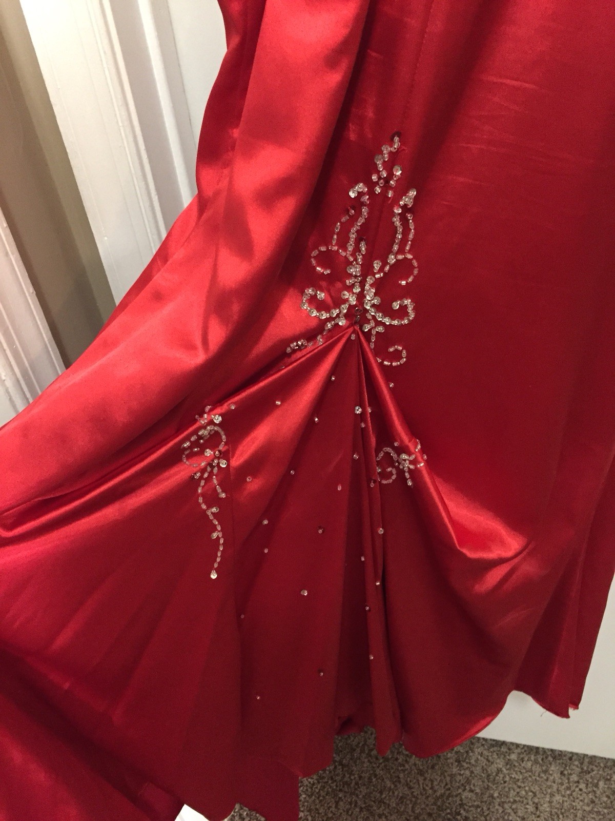 Red Prom Dress Size 9/10 Mori Lee by Madeline Gardner (Returns accepted)