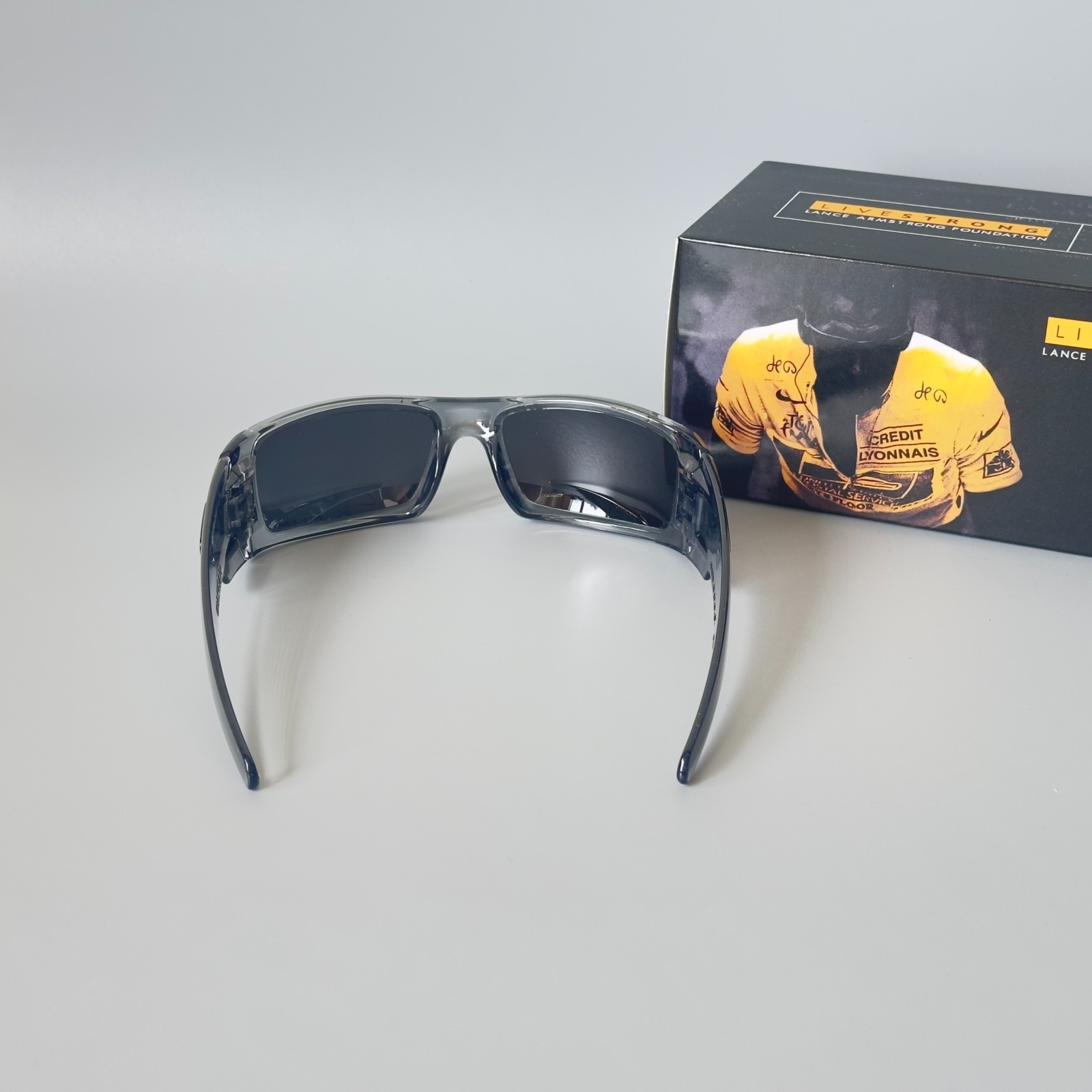 Oakley Gascan OO9014 Polarized Sunglasses Gray transparent Frame Black Lens