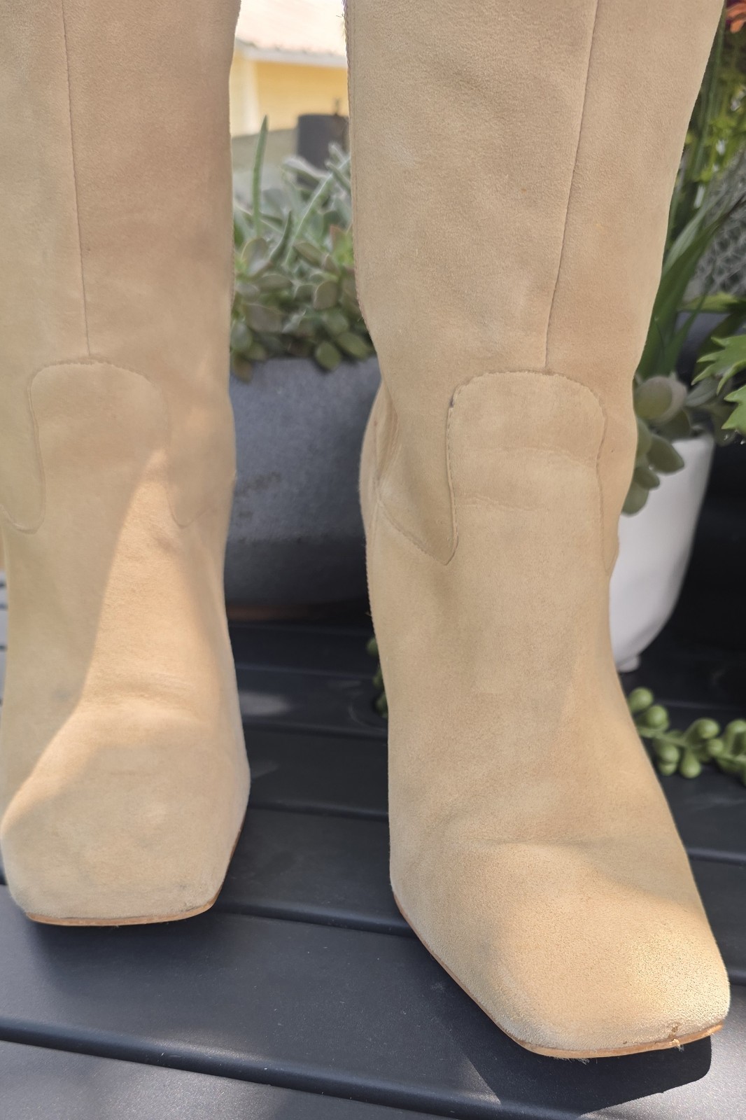 Vince Camuto Kalinder Beige Suede Knee High Zip Boots Lined Square Toe US 8