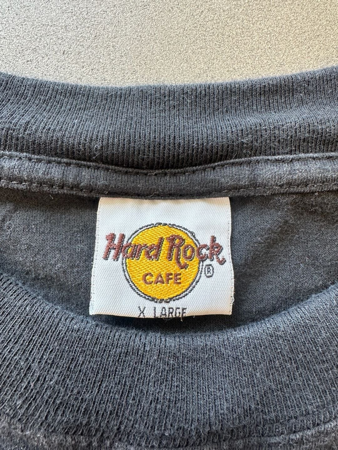 Vintage Hard Rock Cafe Madrid Silver Logo T-Shirt XL