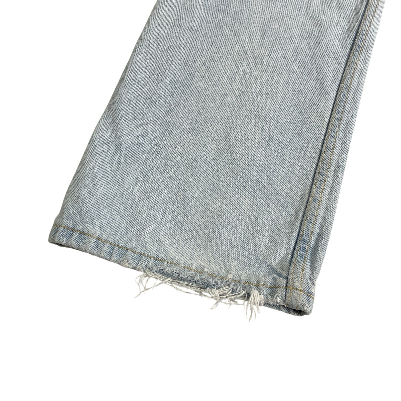 Y2K Levi’s Signature Jeans Mens 36×35 Light Wash Denim Frayed Hem Western Work