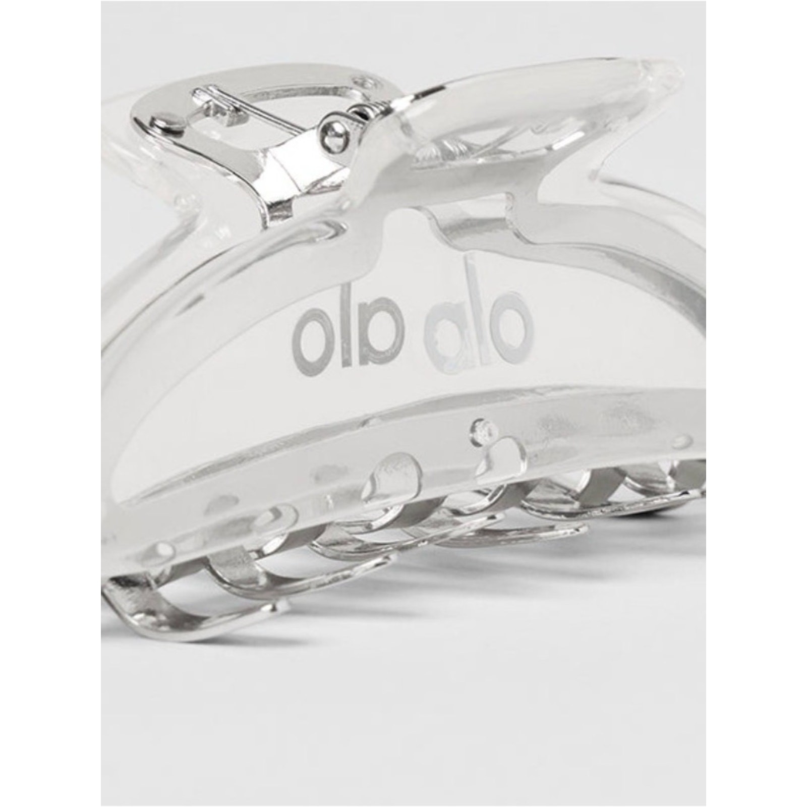 Alo Yoga Acrylic Illusion Claw Clip – Clear Acetate/Chrome
