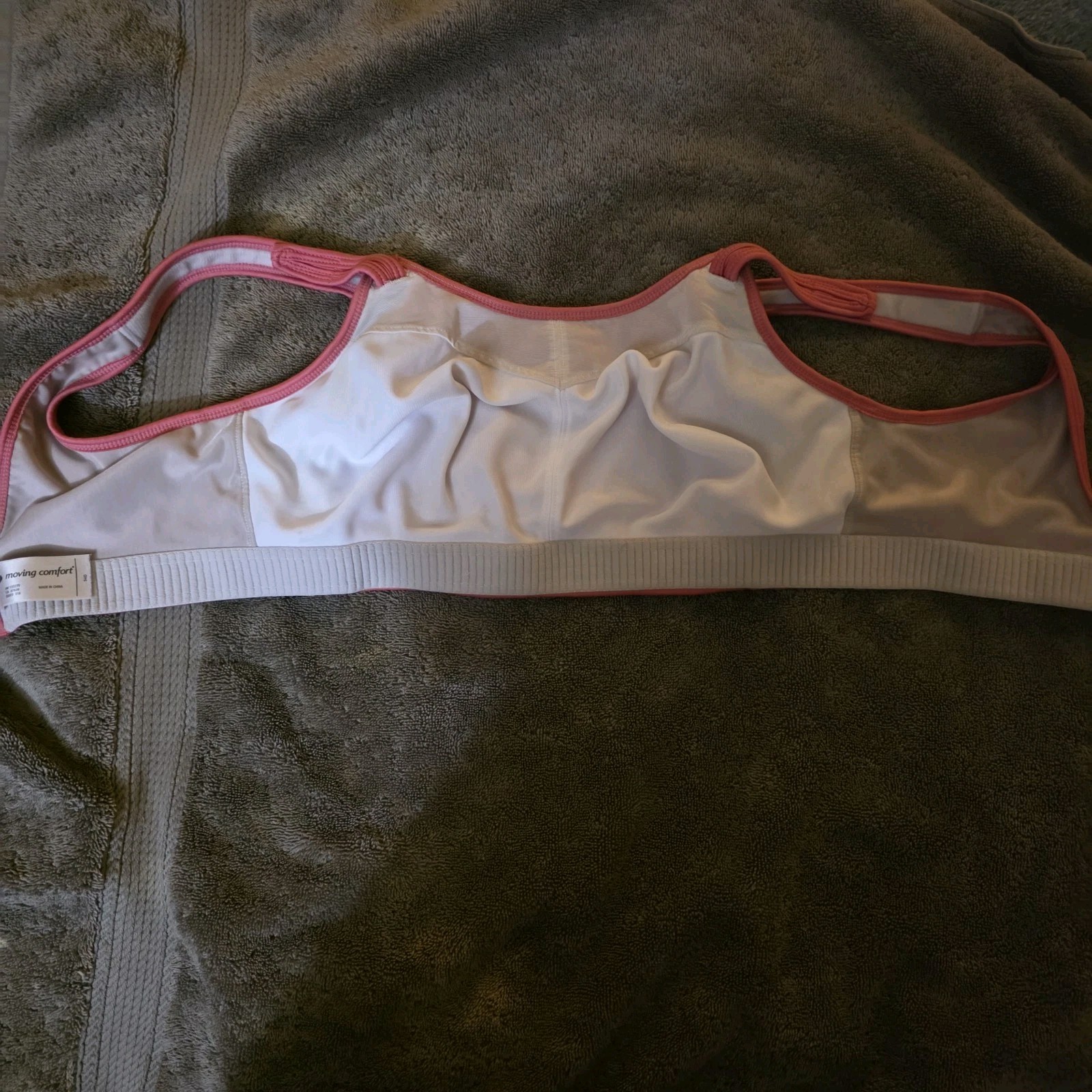 Moving Comfort Coral-Pink High Support Sports Braw Size 34D