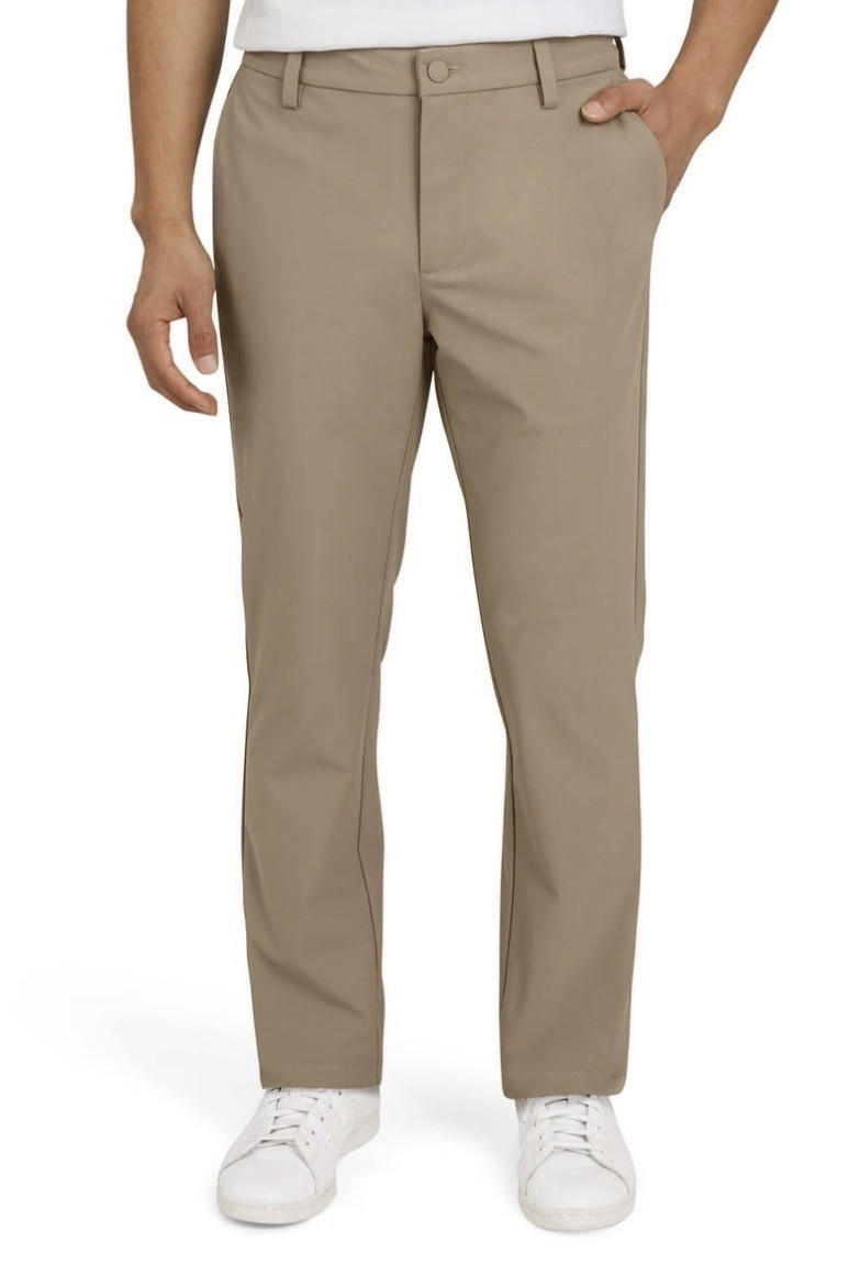 Dockers Men’s Tech Chino Pants Size 32 x 30 Khaki NEW