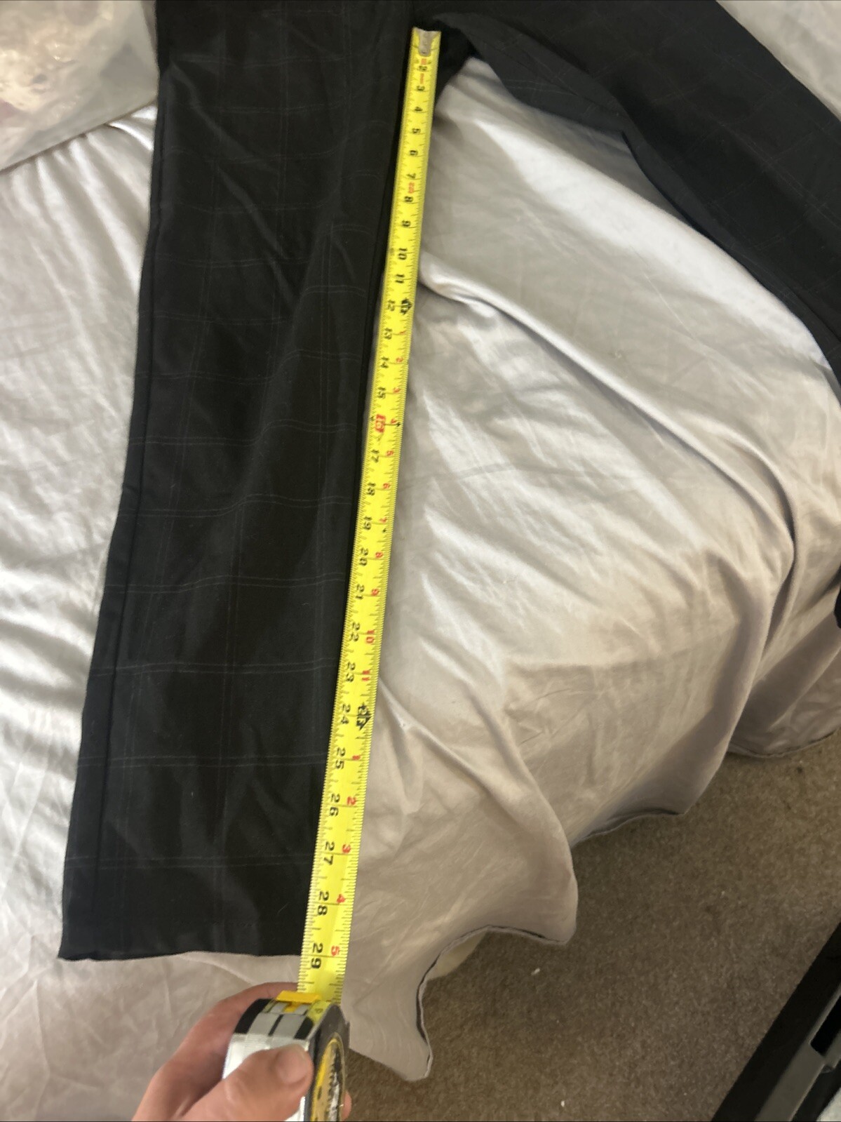 Zara pants women’s size 8 black checkered pattern Stretch