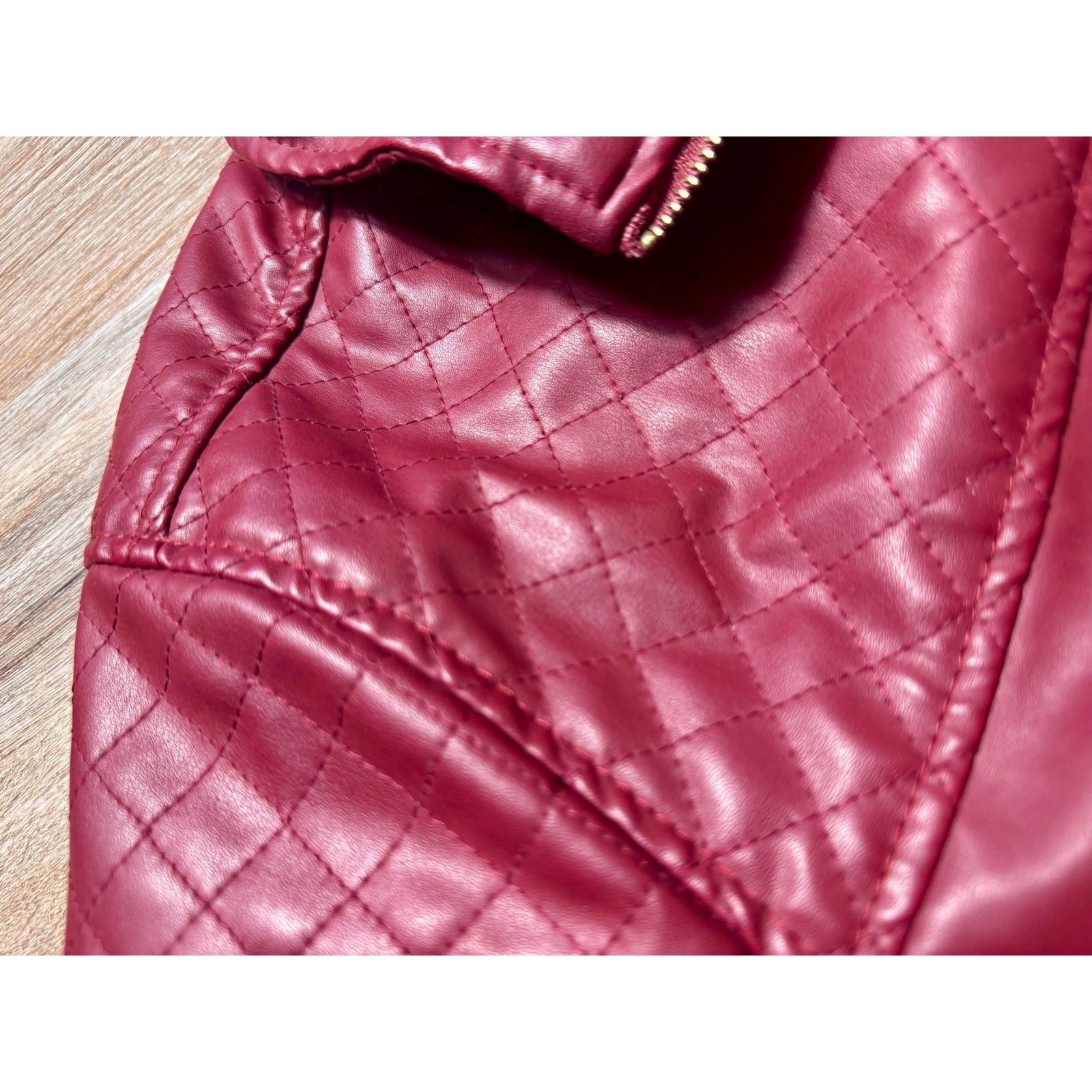 Fresh New York Red Faux Leather Moto Jacket Womens XL Quilted Biker Gold Zip