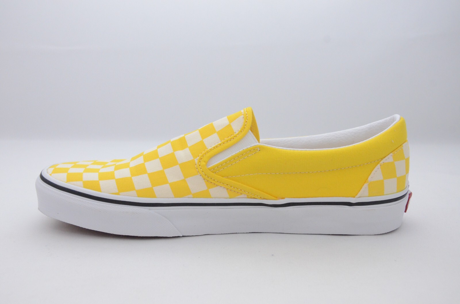 Vans Classic Slip-On Checkerboard Men’s Multiple Sizes New in Box VN0A33TB42Z