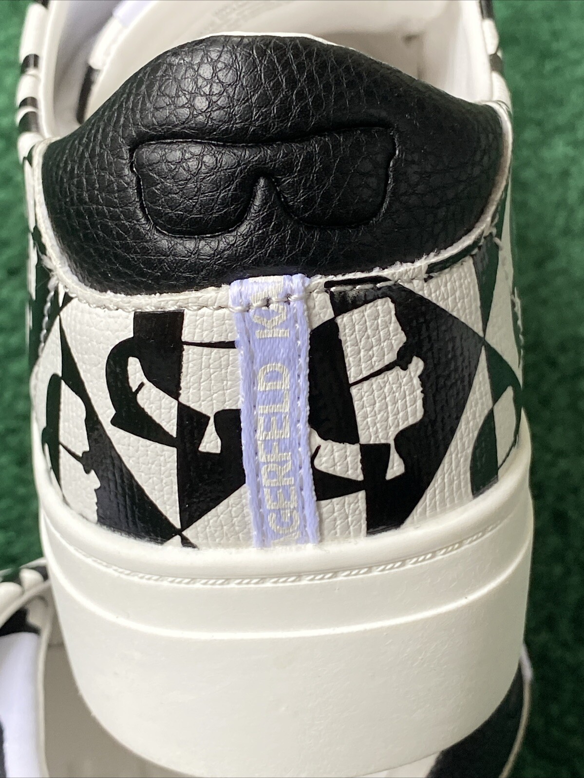Karl Lagerfeld Paris Womens Size 7.5 Cate Diamont Screen Platform Sneakers