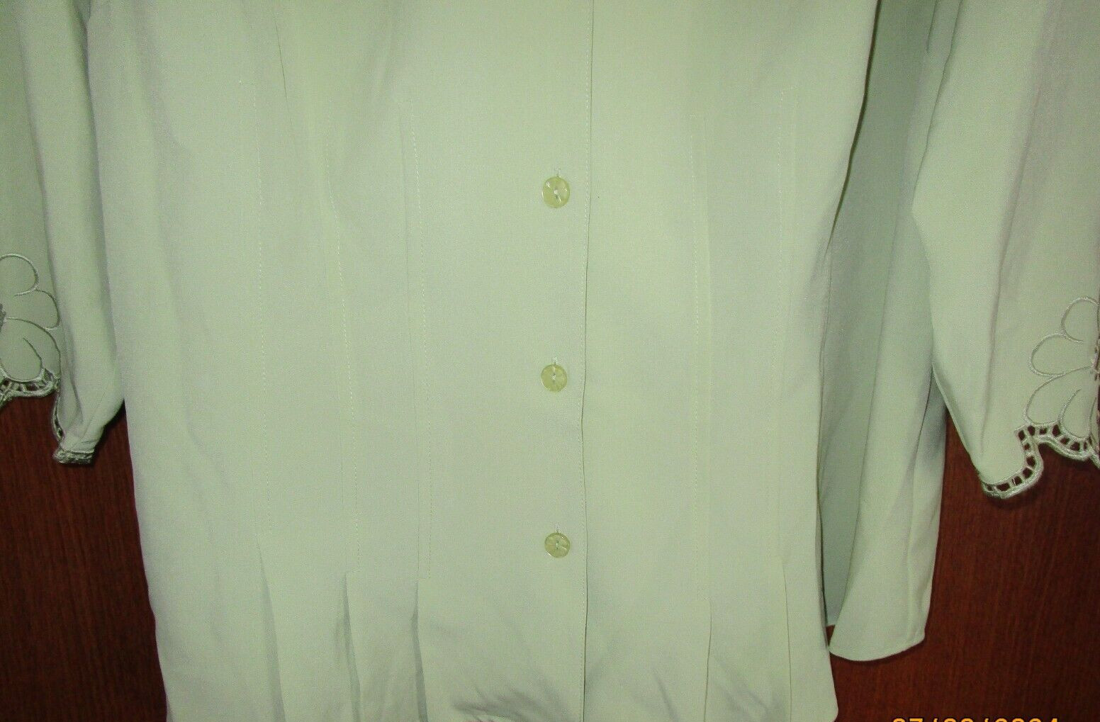 Covington Blouse w Eyelet Accents Sz 20 22 Polyester & Spandex Bust 52 Length 27