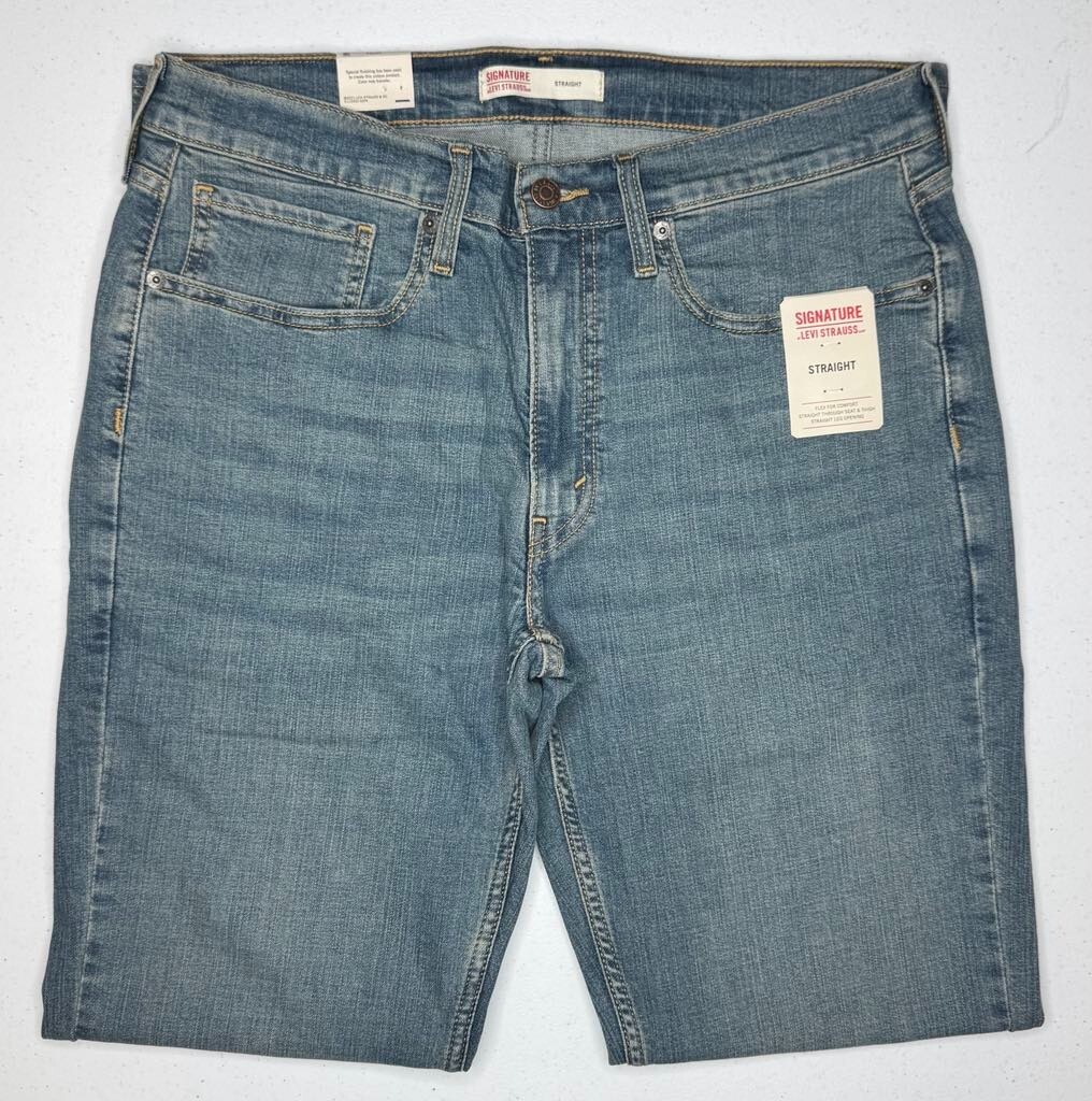 Signature By Levi Strauss #11703 NEW Men’s Straight Flex Jeans