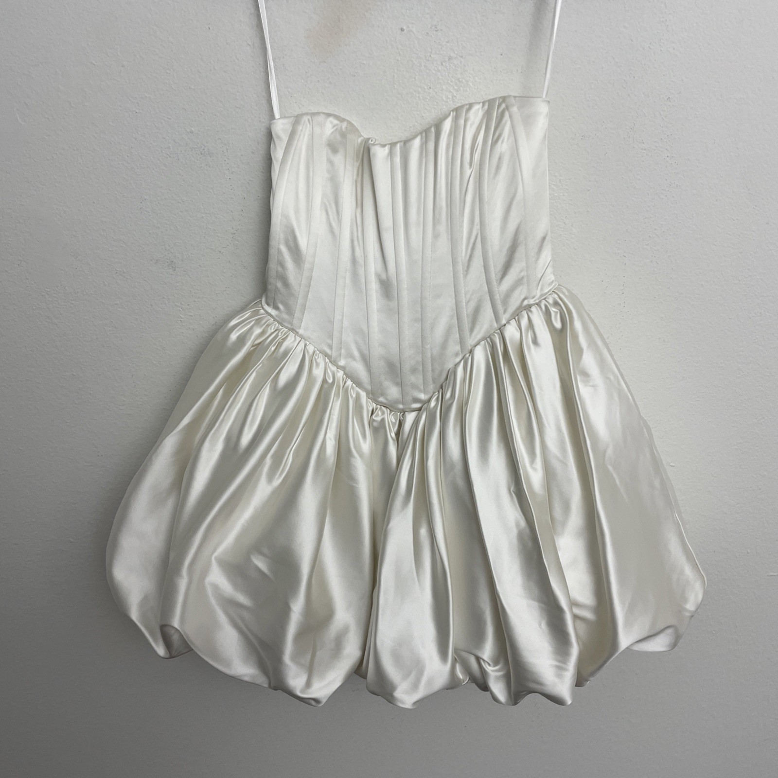 Lovers and Friends Defarge Dress white Satin fabric bubble hem boned XS $398msrp