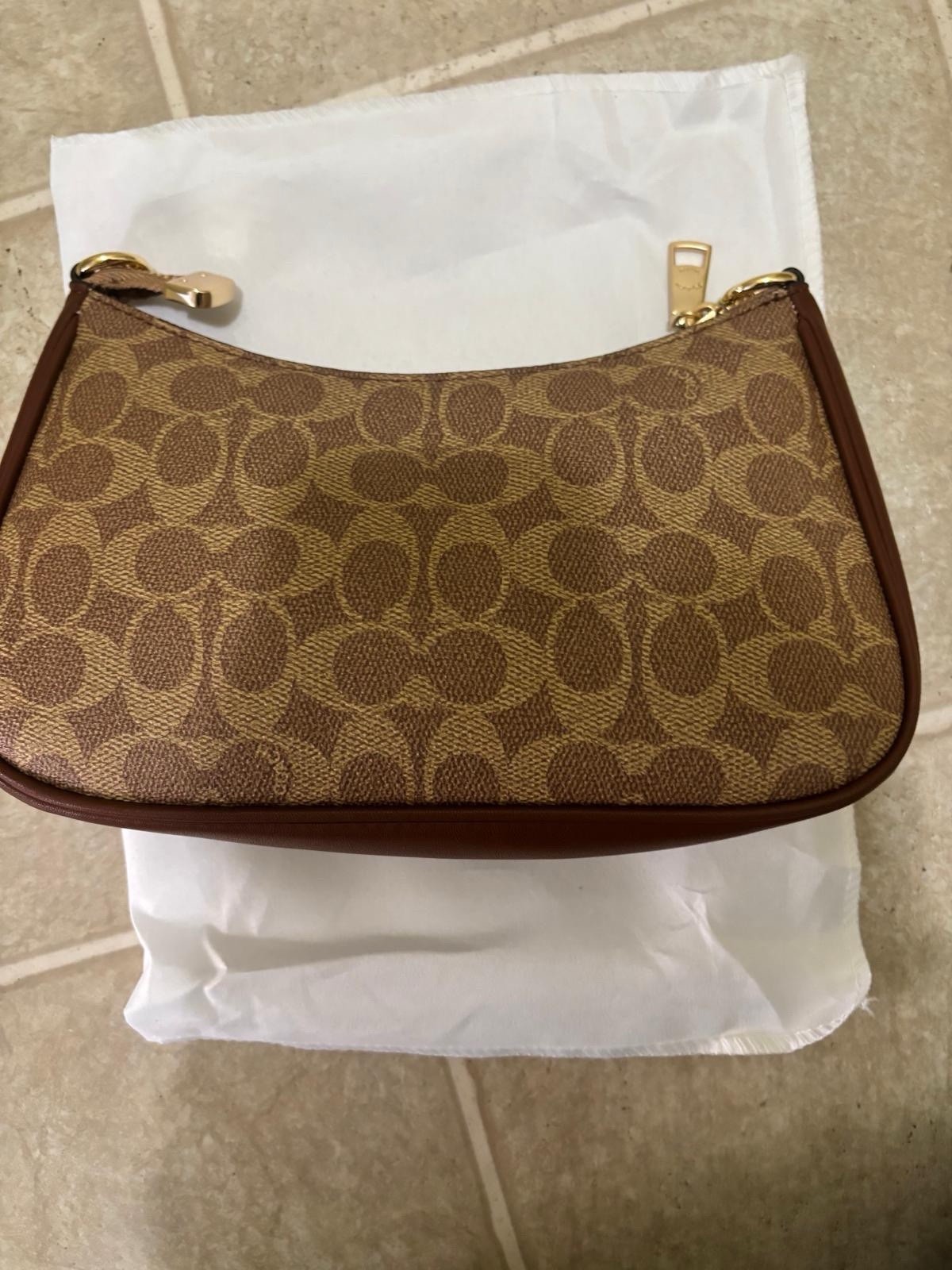 Coach shoulder bag