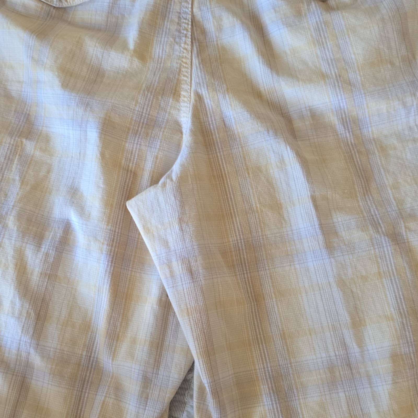 Sonoma Life + Style Women’s Bermuda Shorts Size 12 Beige White Cotton Plaid Mid