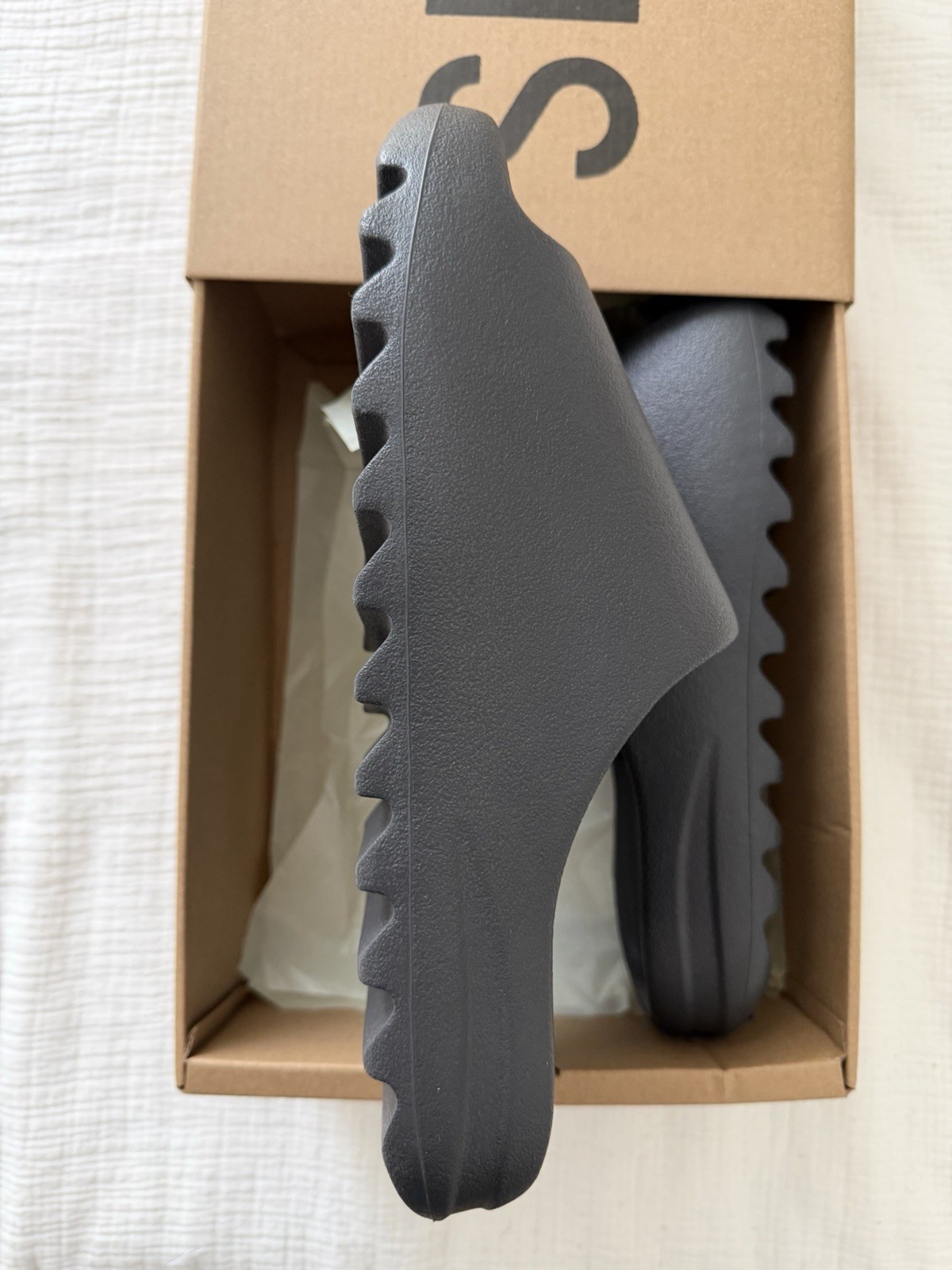 Adidas Yeezy Slide Onyx Size 12 NWOB HQ6448