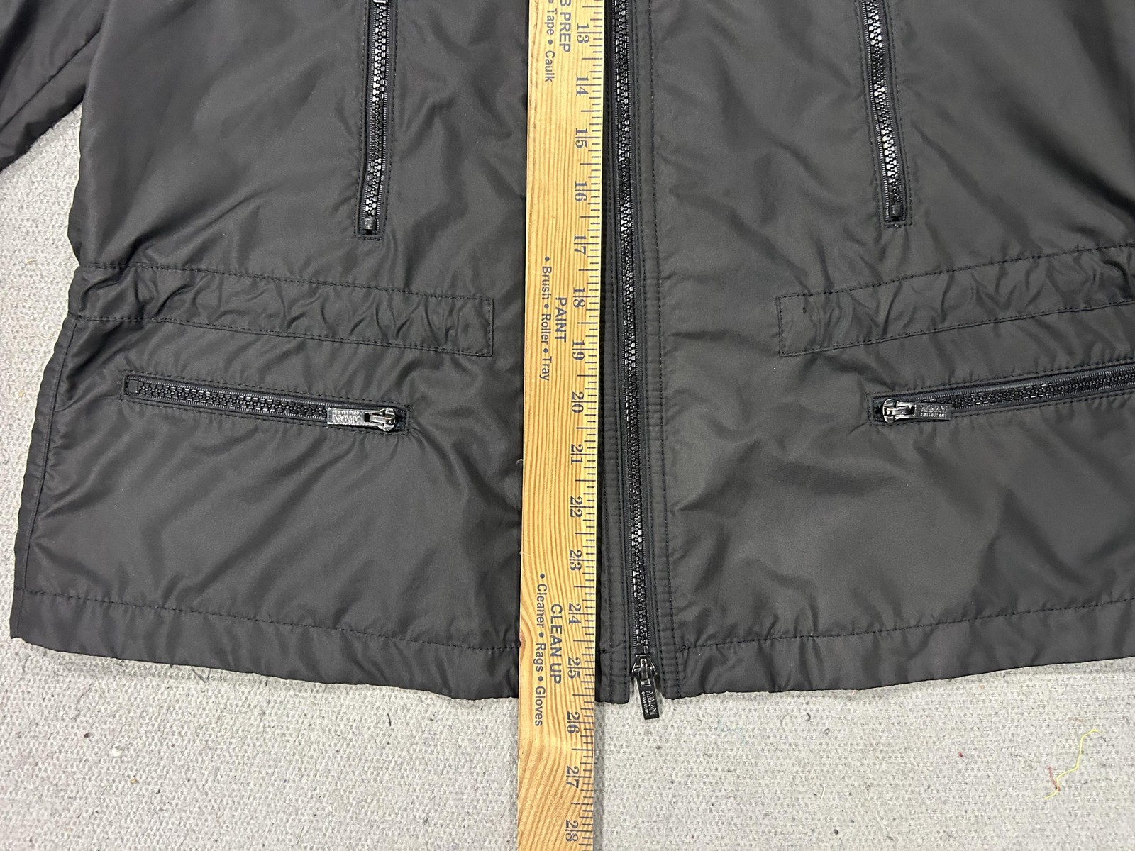 Armani Collezioni Jacket Womens 10 Black Windbreaker Full Zip Travel Luxury
