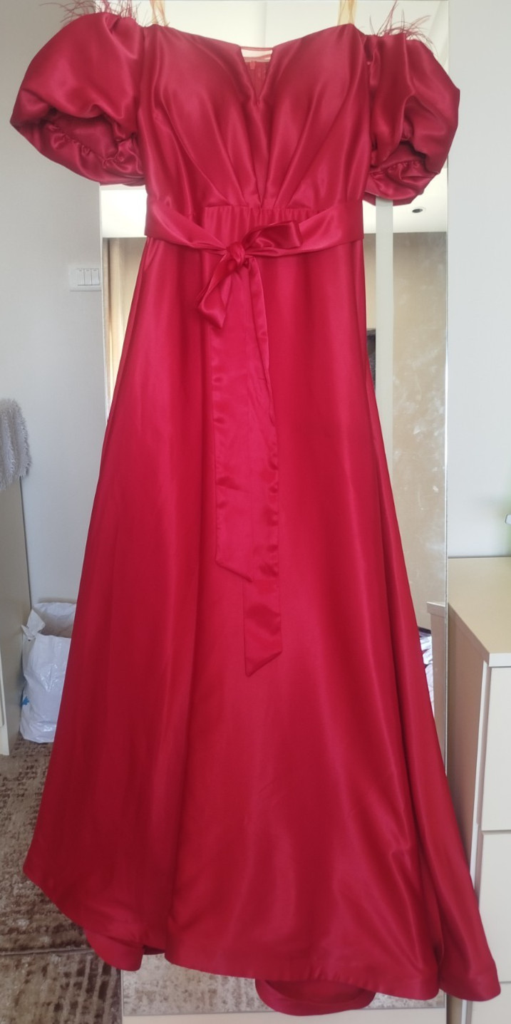 Elegant Red Satin Evening Dress Balloon Puff Sleeve Maxi Party Gown Gently Used