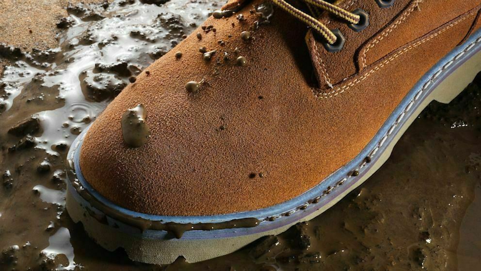 Ralyn Aquatec Water Repellant Spray for Leather & Suede Boot Protector Spray