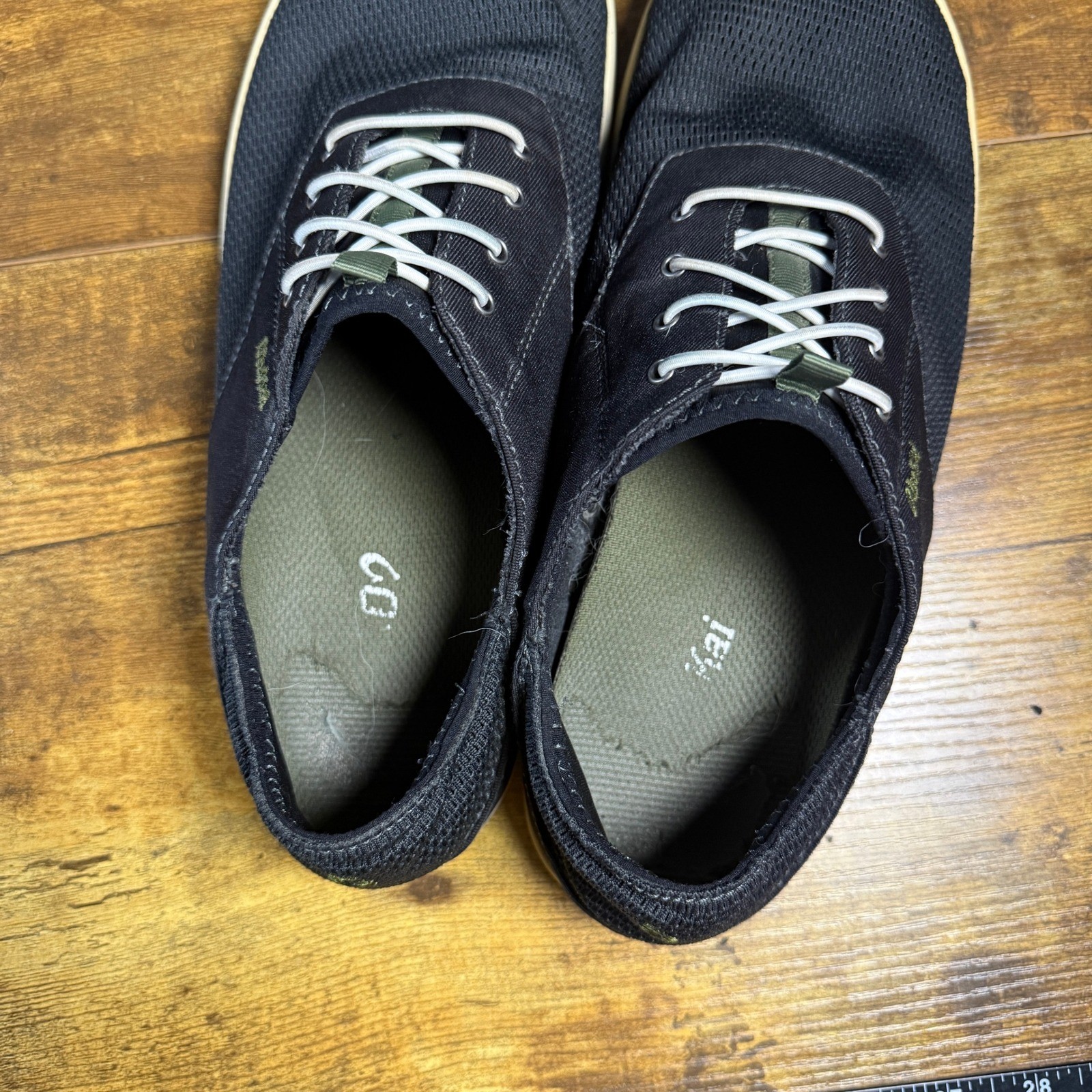 OluKai Nohea Moku 10283-404C Black Textile Mesh Sneakers Mens Size 9
