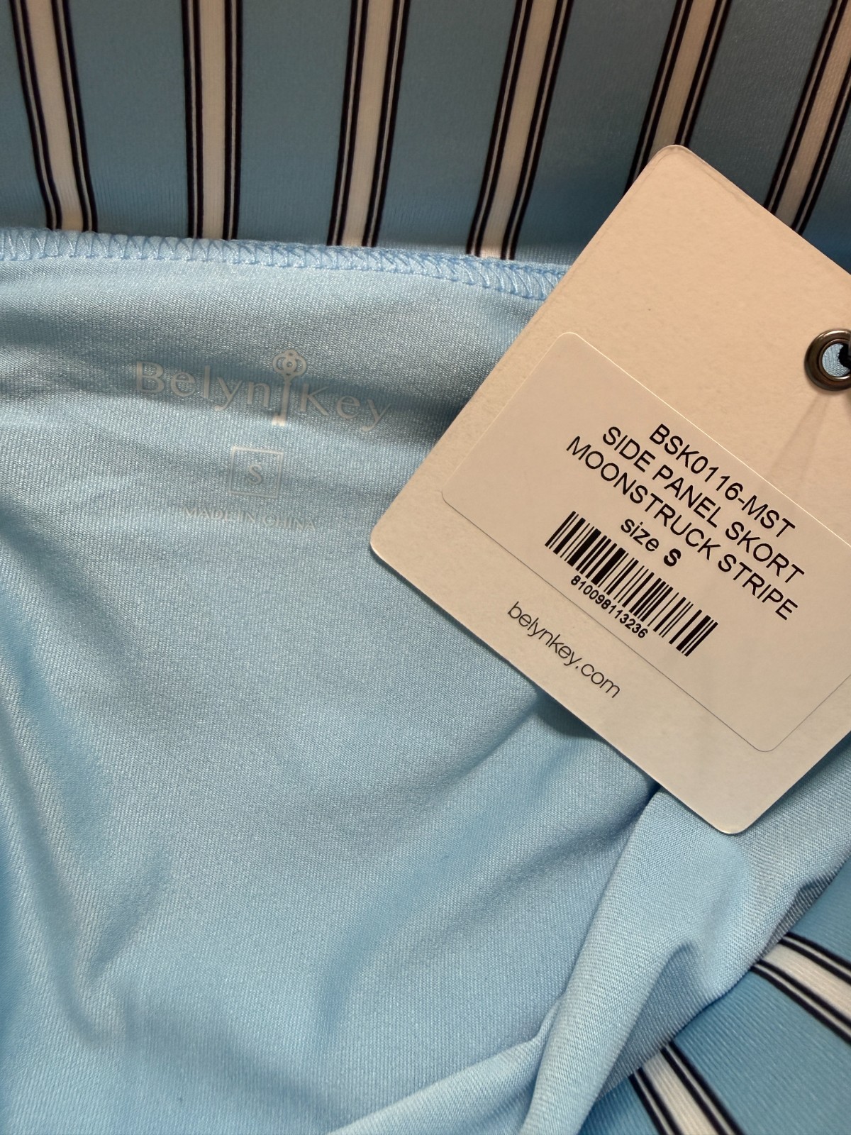 NWT WOMEN’S BELYN KEY SKORT – SIZE: SMALL – MOONSTRUCK STRIPE (A4.8)