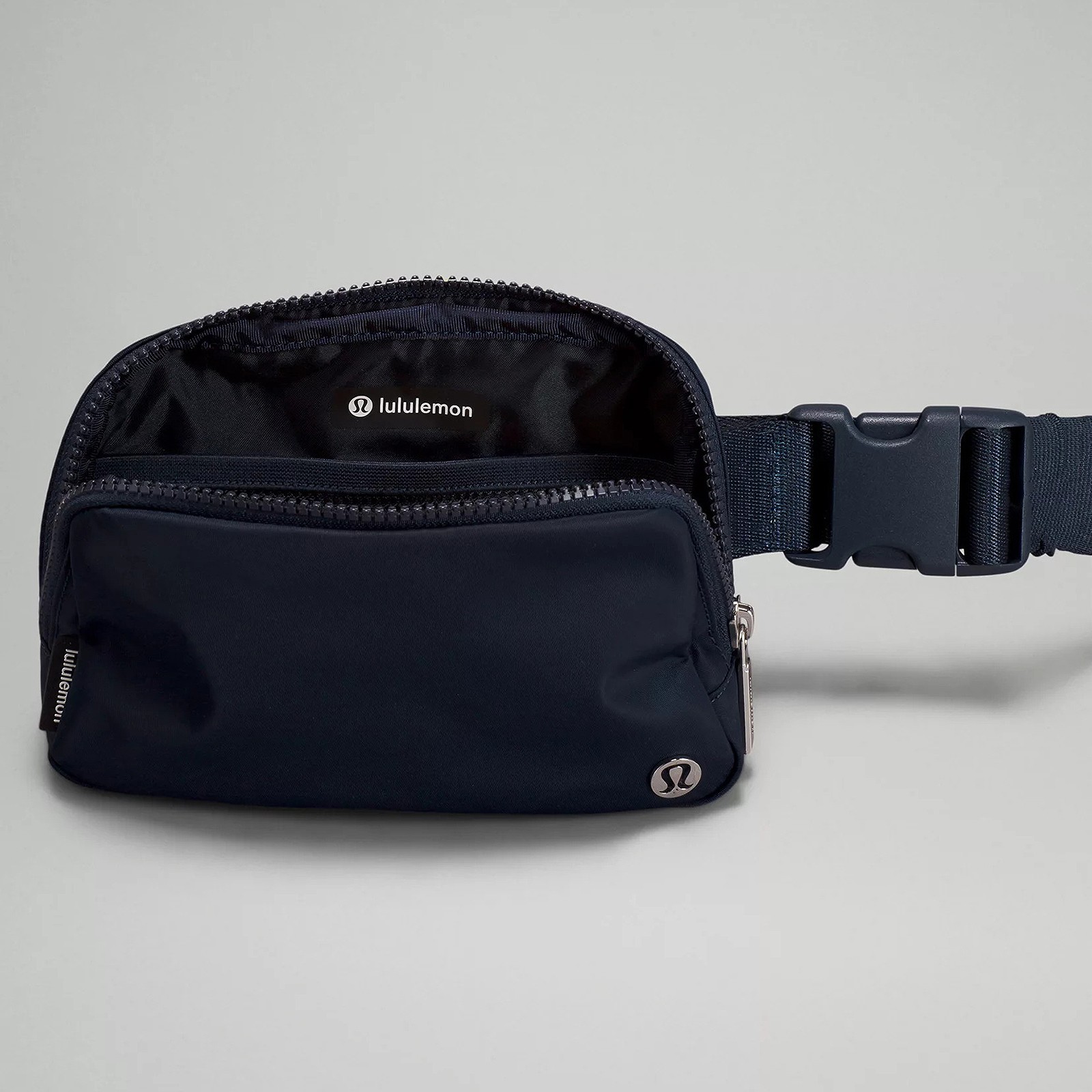 Original Lululemon Everywhere Belt Crossbody Bag 1L Navy Blue Women Men NWT