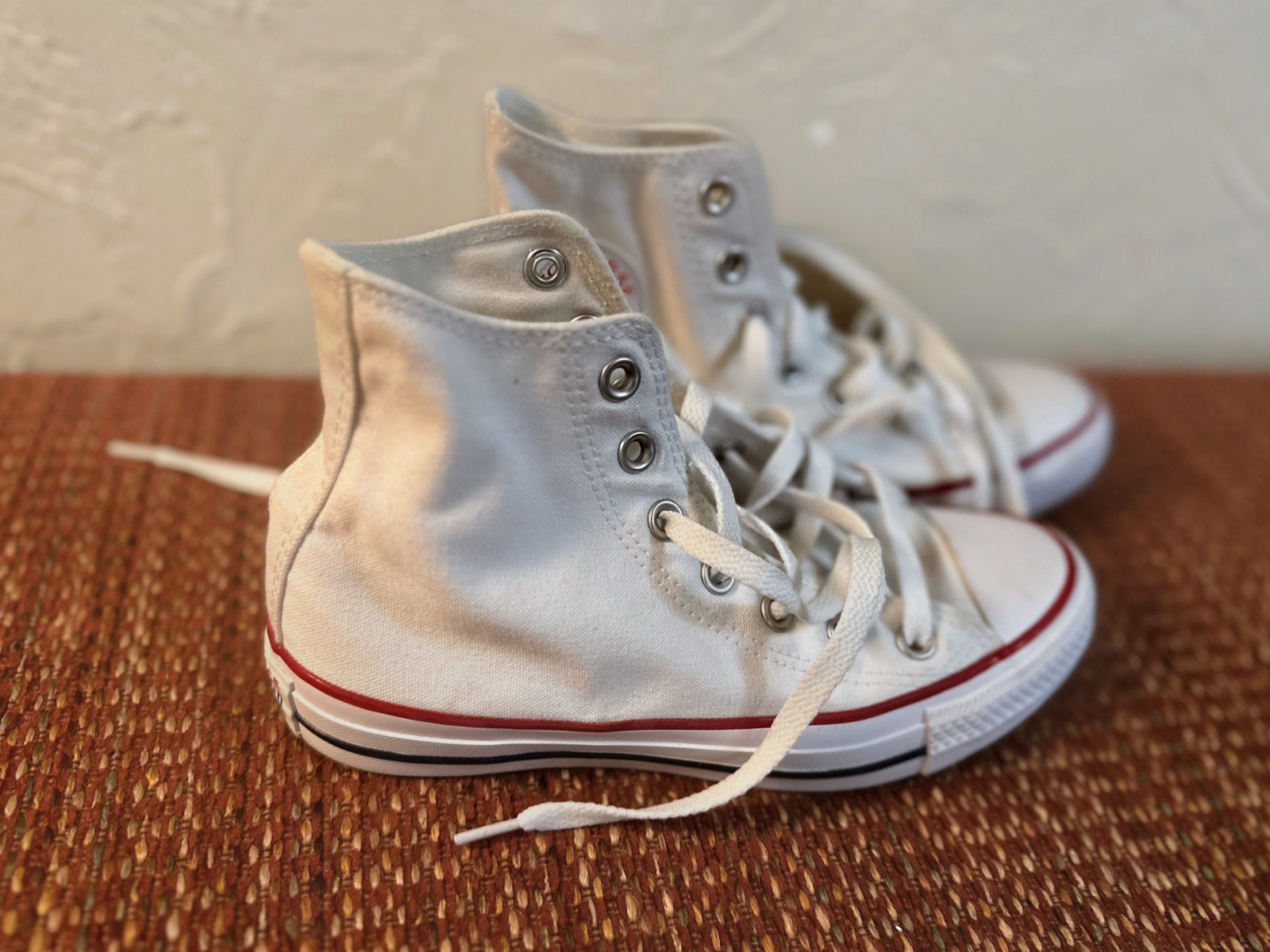 Converse All Star High Top White Size Men’s 4/Women’s 6- New. Never Used