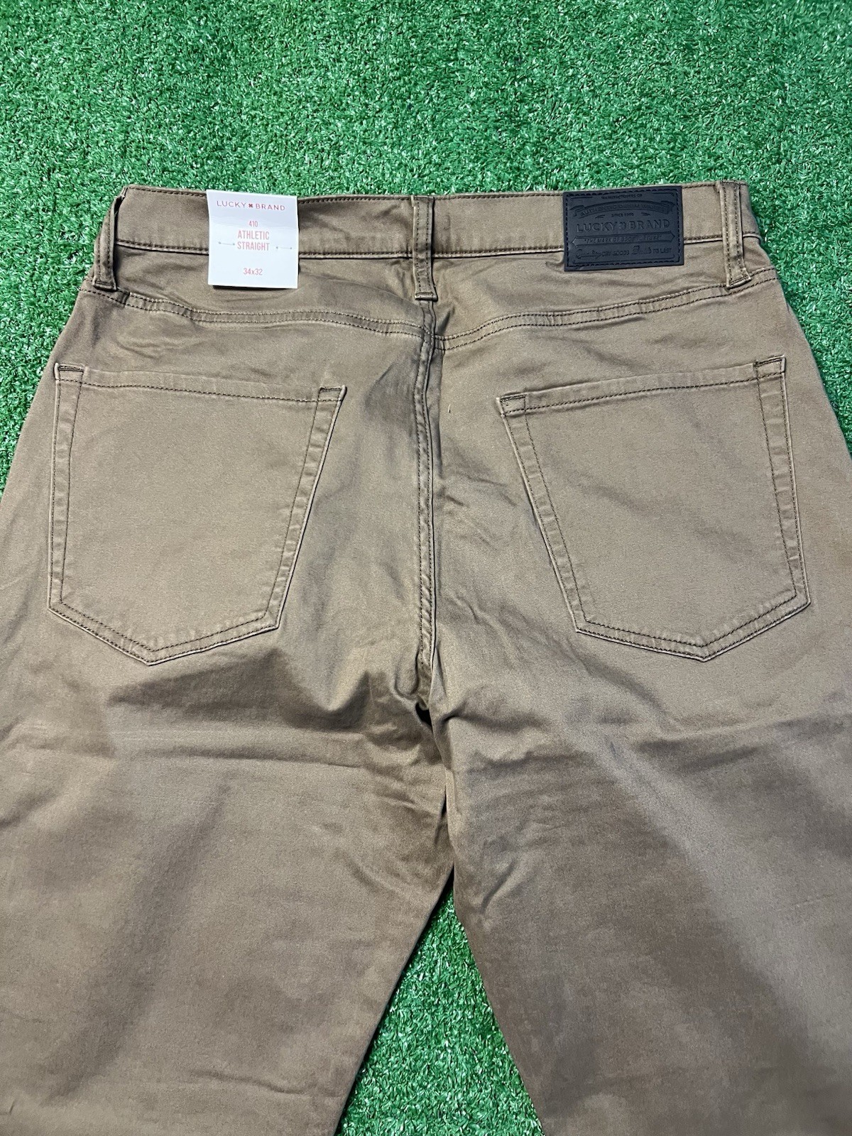 Lucky Brand Jeans Pants Mens 34×32 410 Athletic Straight Stretch Brown – NEW $99