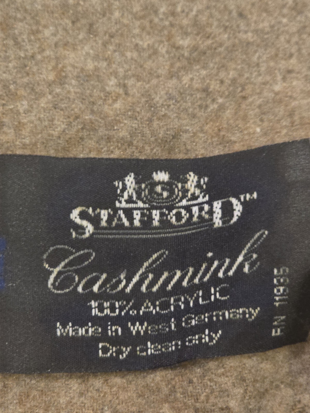 Stafford Cashmink Men’s Tan Solid Acrylic Rectangle Scarf with Fringe