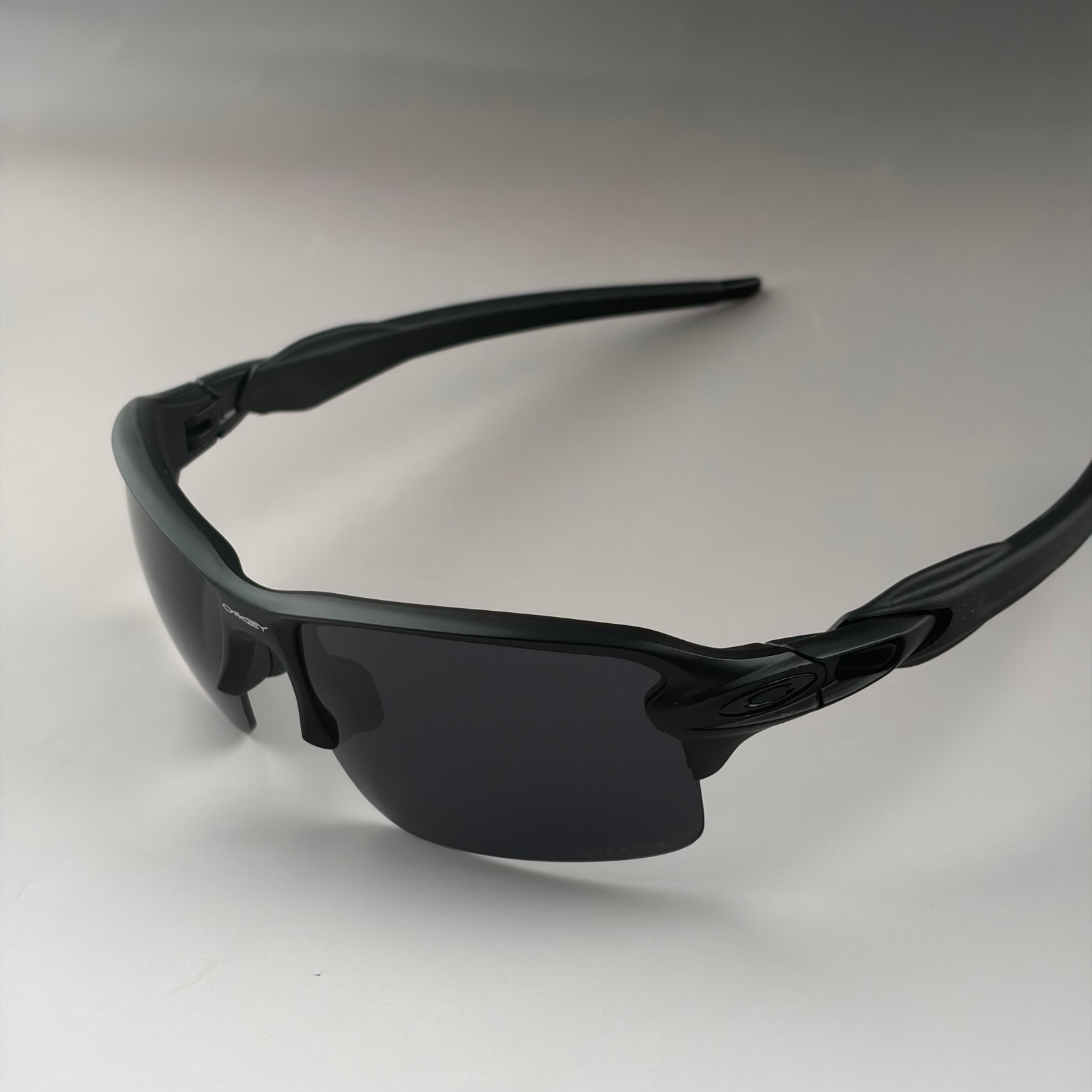 Oakley Flak Sunglasses Matte Black Frame Black Lens