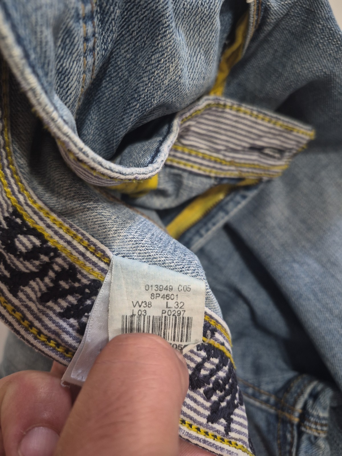 Men’s Nautical Jeans Size 38×32 Relaxed Fit Light Washed