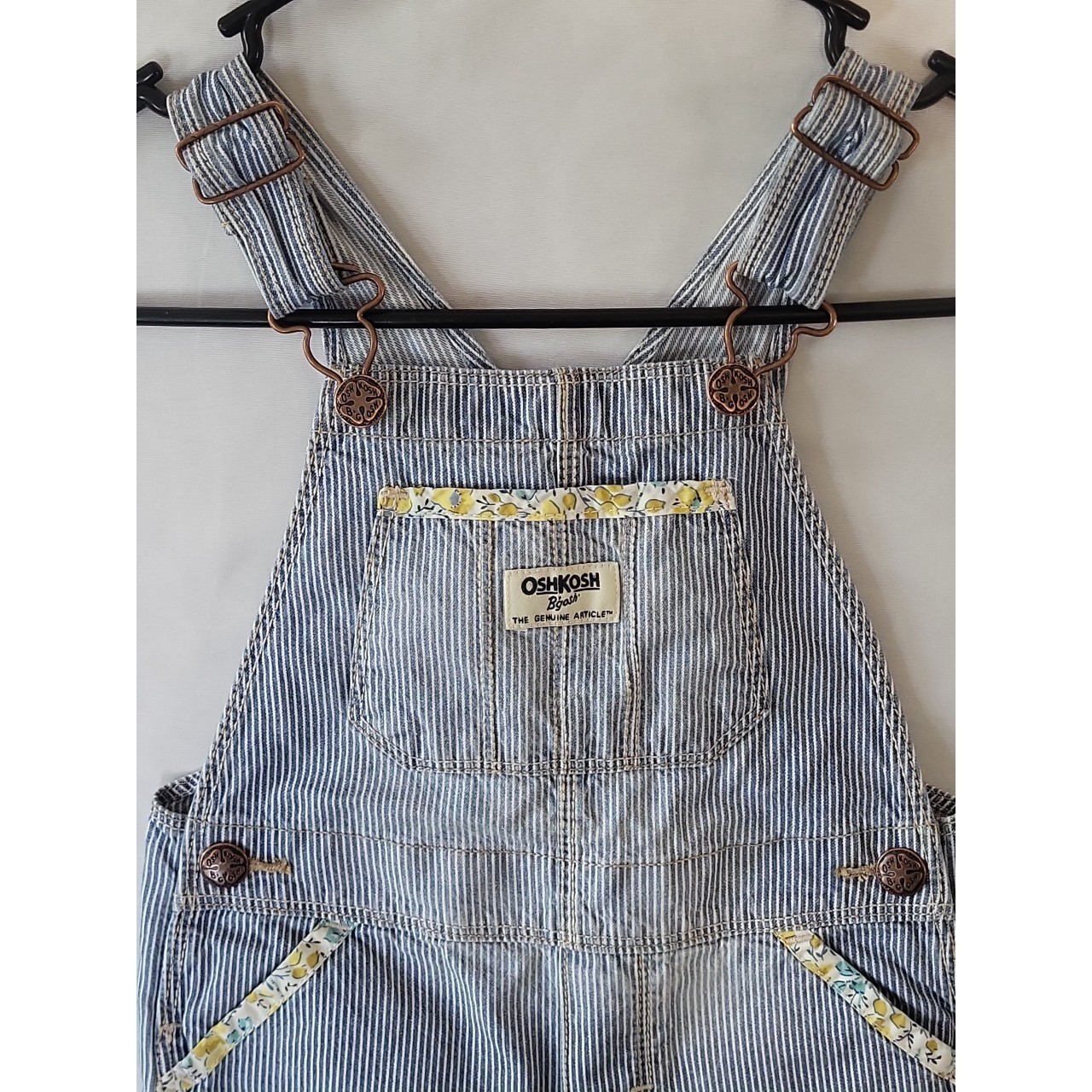 OshKosh B’gosh Girls 4T Striped Denim Shortalls Front/Back Pockets