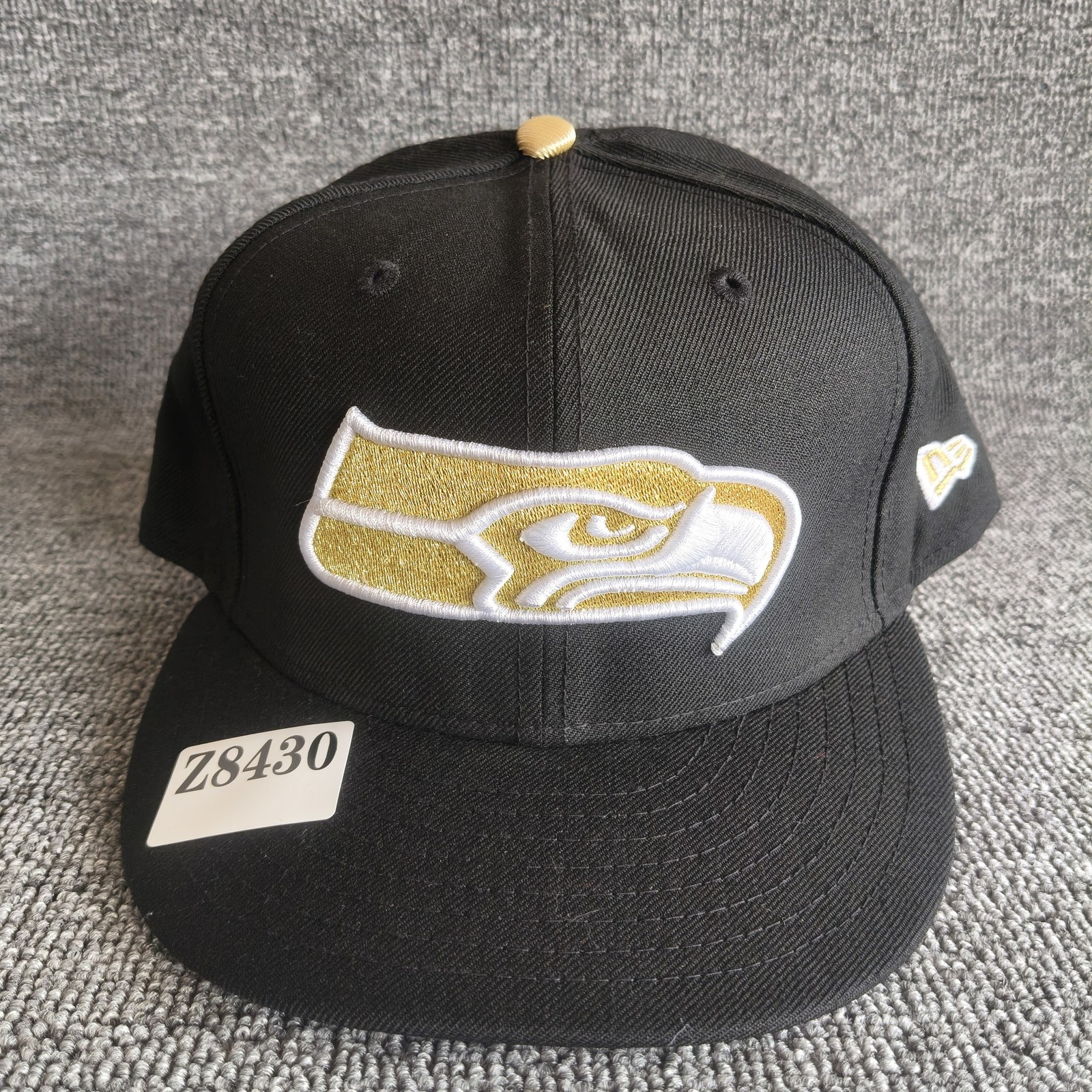New Era Seattle Seahawks 59FIFTY Fitted Black Gold Hat Size 8