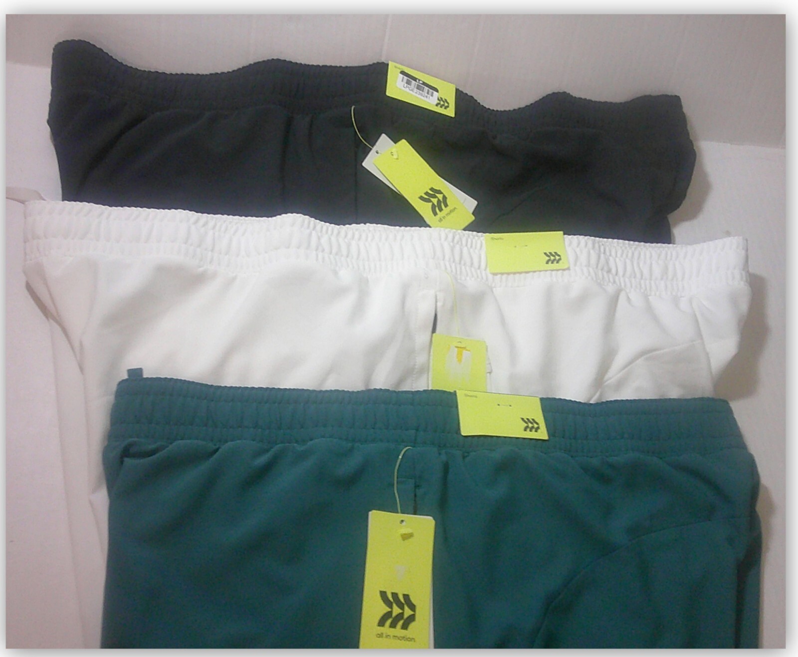 All in Motion Sport Shorts 3 pocket elastic ( 1 Zip ) & tie fully LINED