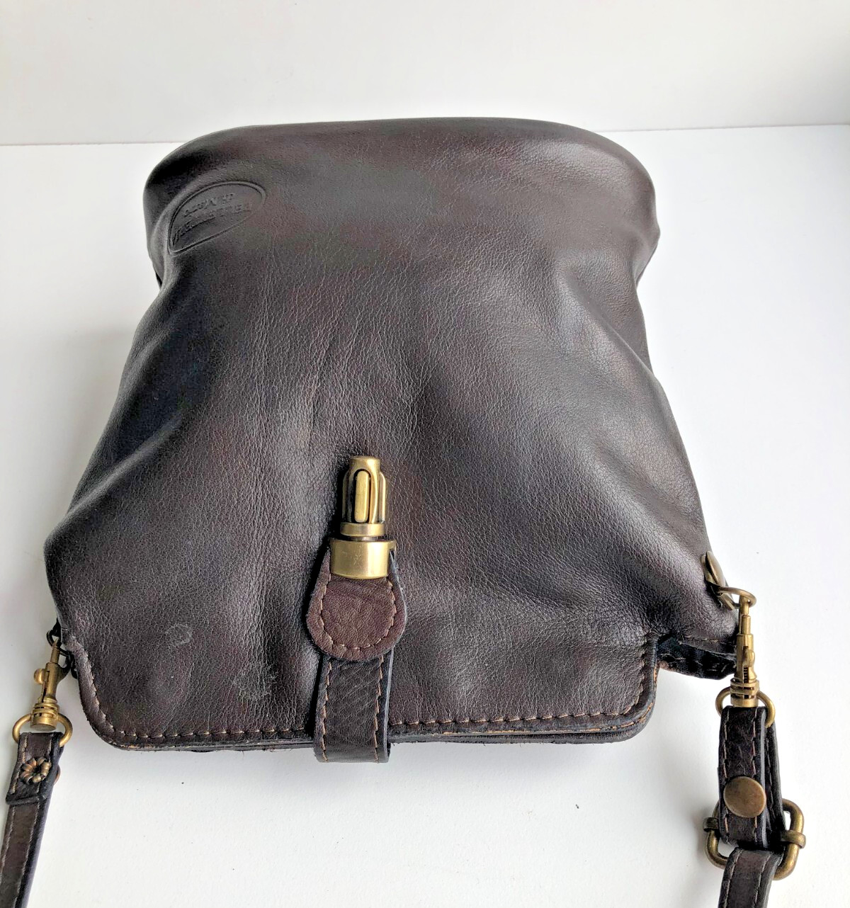 Genuine Leather Women’s Bag Pelletteria Di Mario Italian Design Crossbody