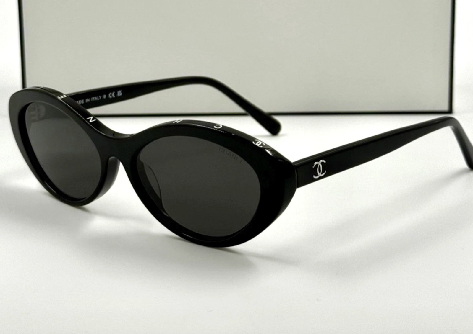 Chanel 5416 Oval Sunglasses Black Acetate | gray lens 57-17-140
