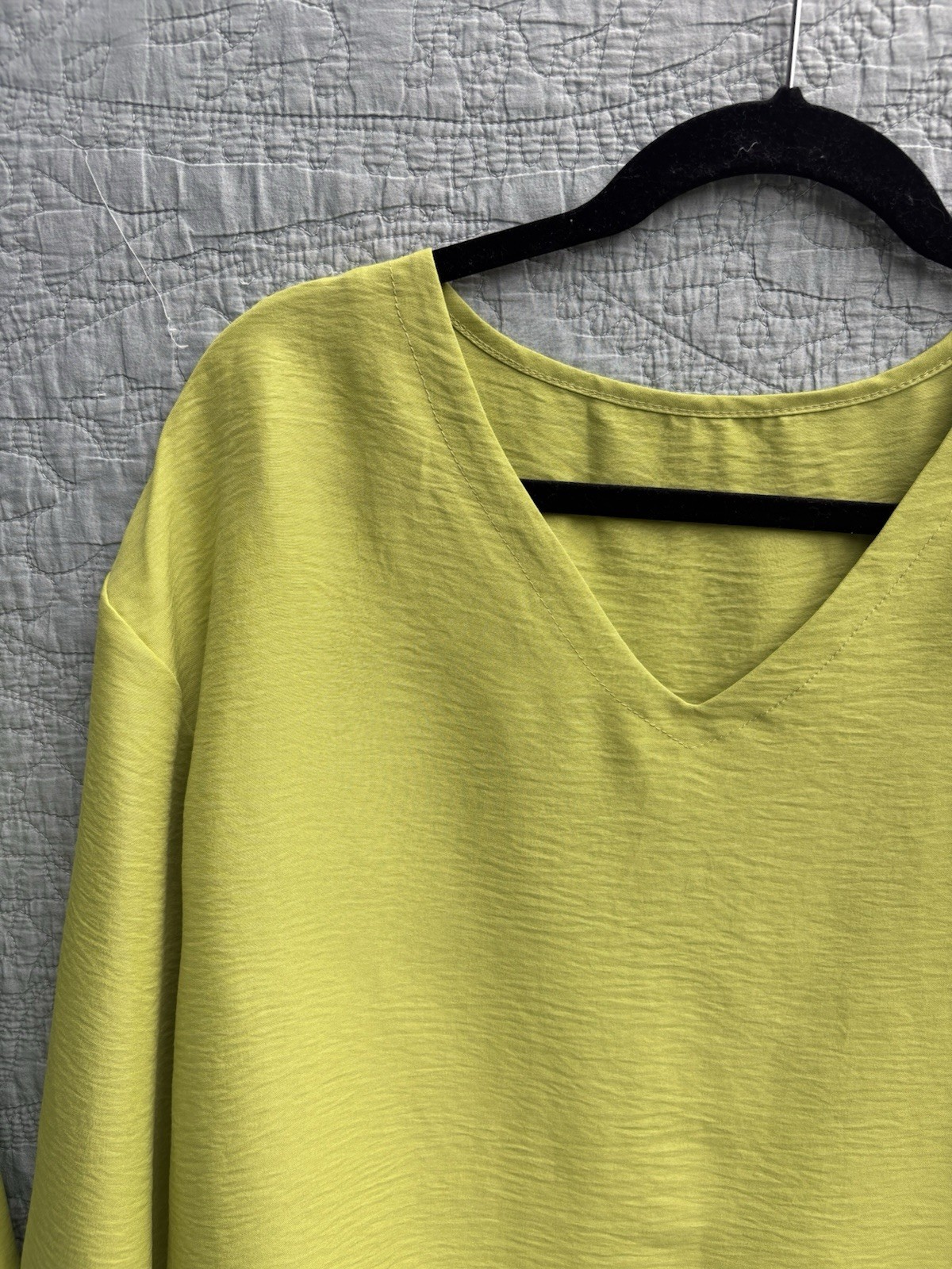 Women’s Loose Top and Pants Set – Soft Light Green Casual 2-Piece Outfit Size M