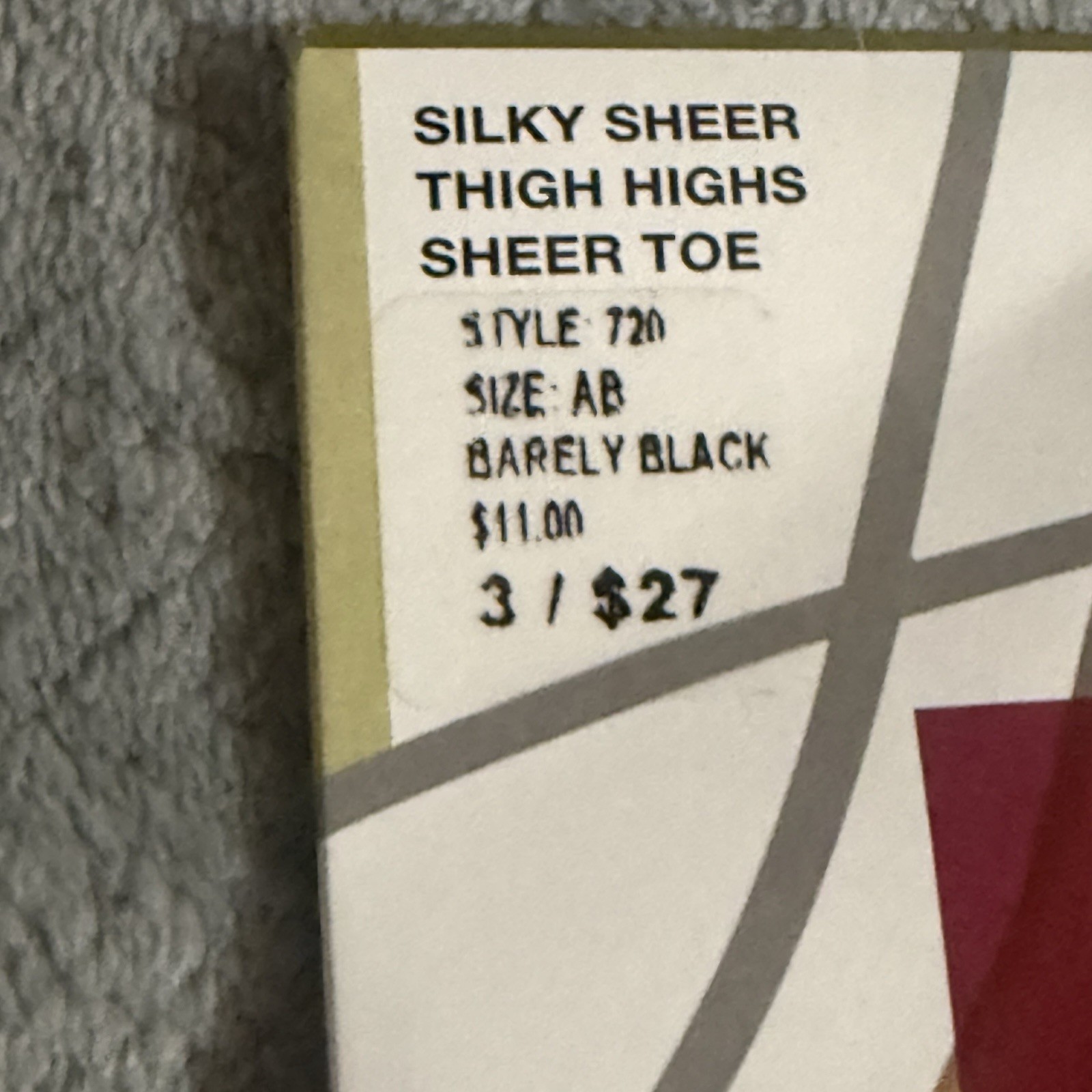 Hanes Silk Reflections Silky Thigh Highs Sheer Toe Women’s Sz AB Barely Black