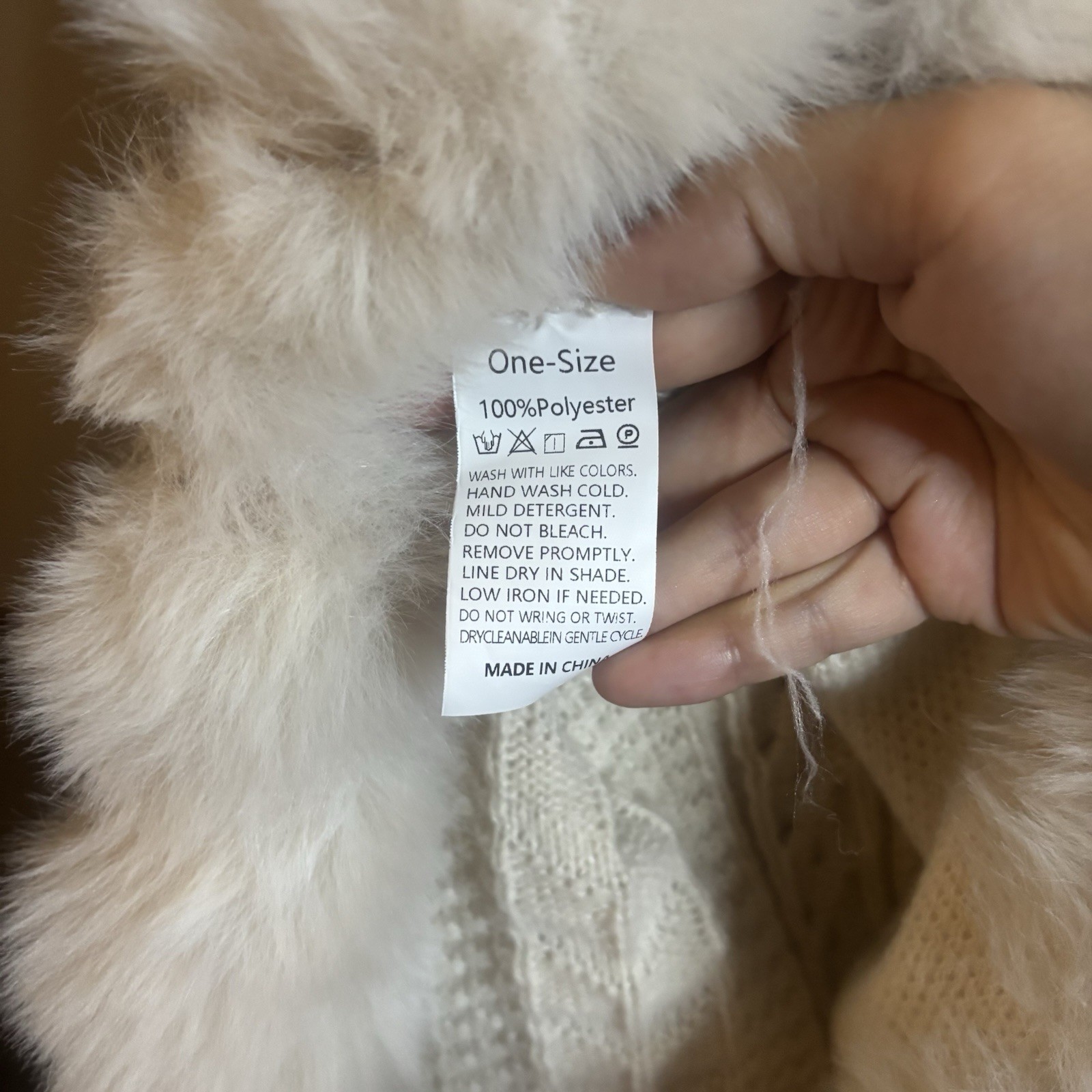 Ivory Cable Knit Faux Fur Trim Poncho Cape Sweater One Size Cottagecore Indie