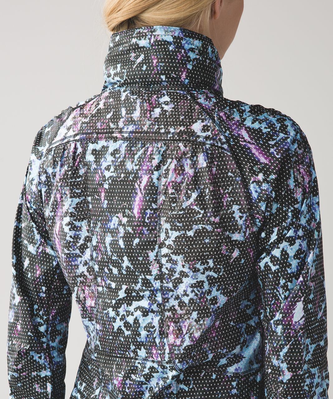 Lululemon 8 Back Pack It Wind Jacket Floral Sport Tranquil Blue Multi W4H45S