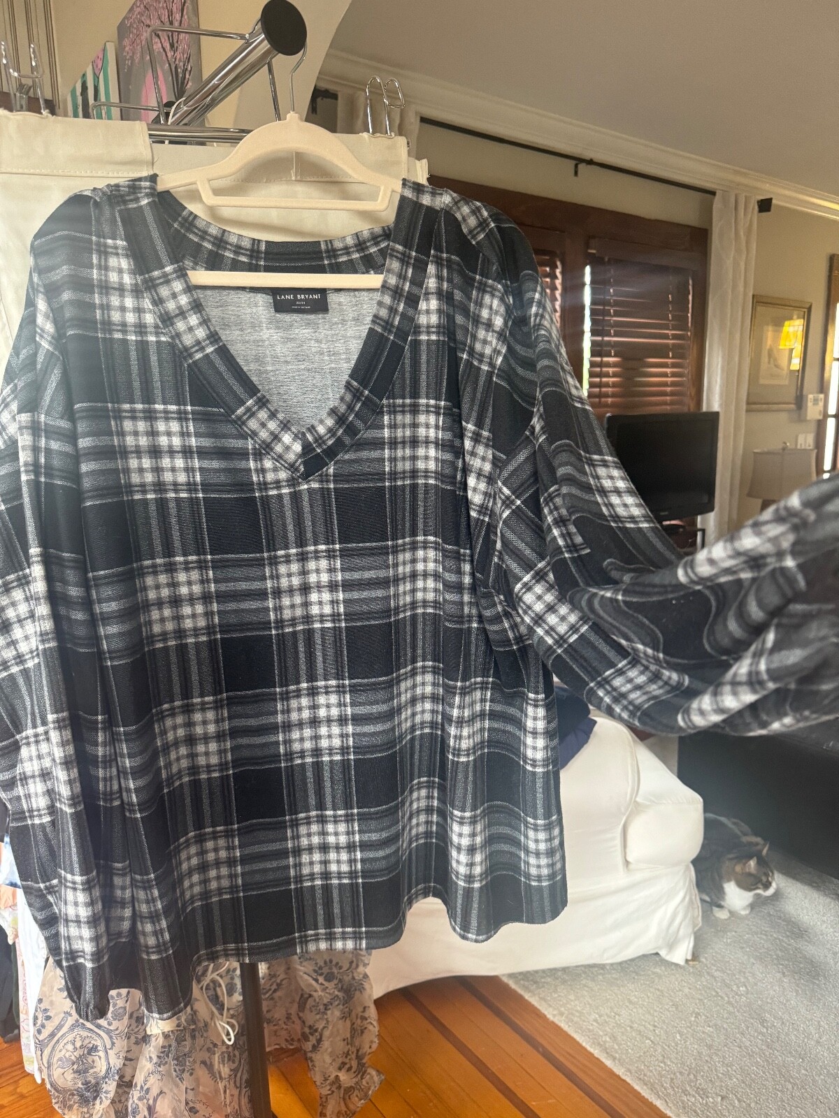 Lane Bryant 22/24 Women 2X Knit Fleece Black Plaid Soft Pullover Top Shirt