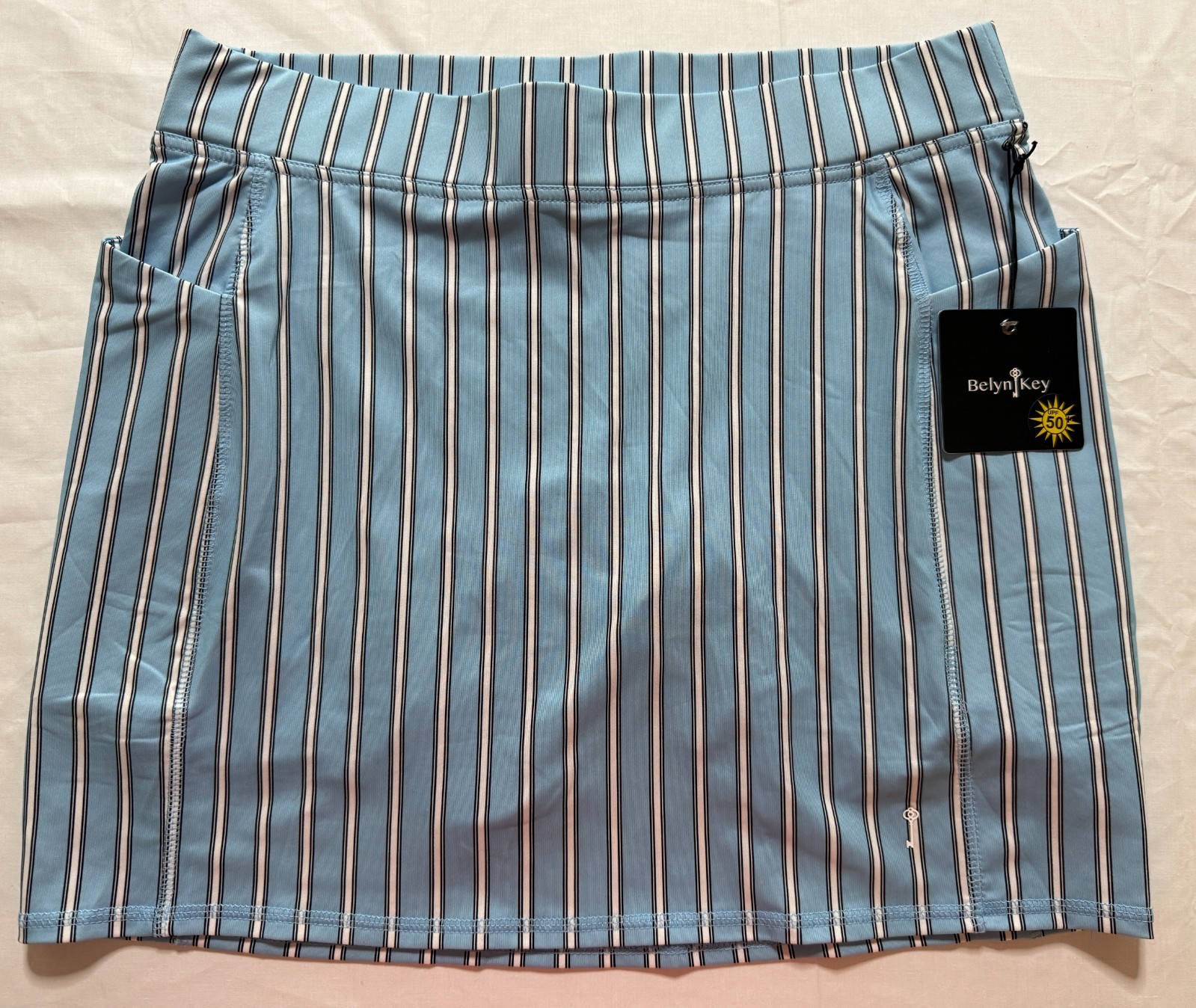 NWT WOMEN’S BELYN KEY SKORT – SIZE: SMALL – MOONSTRUCK STRIPE (A4.8)