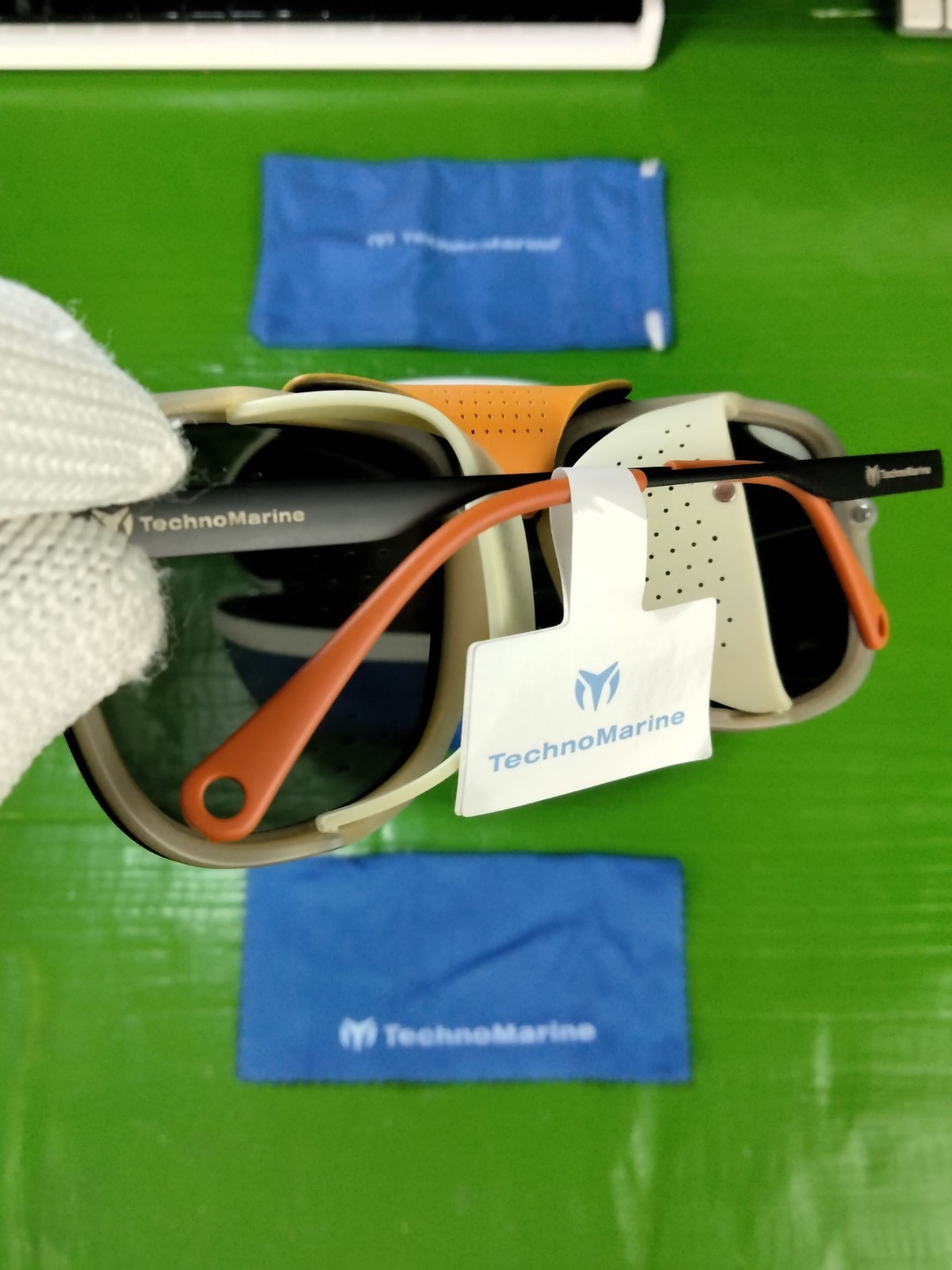 TechnoMarine Chill Polarized Sunglasses Silver Mirror Black Frame O/K/OW/N Trim