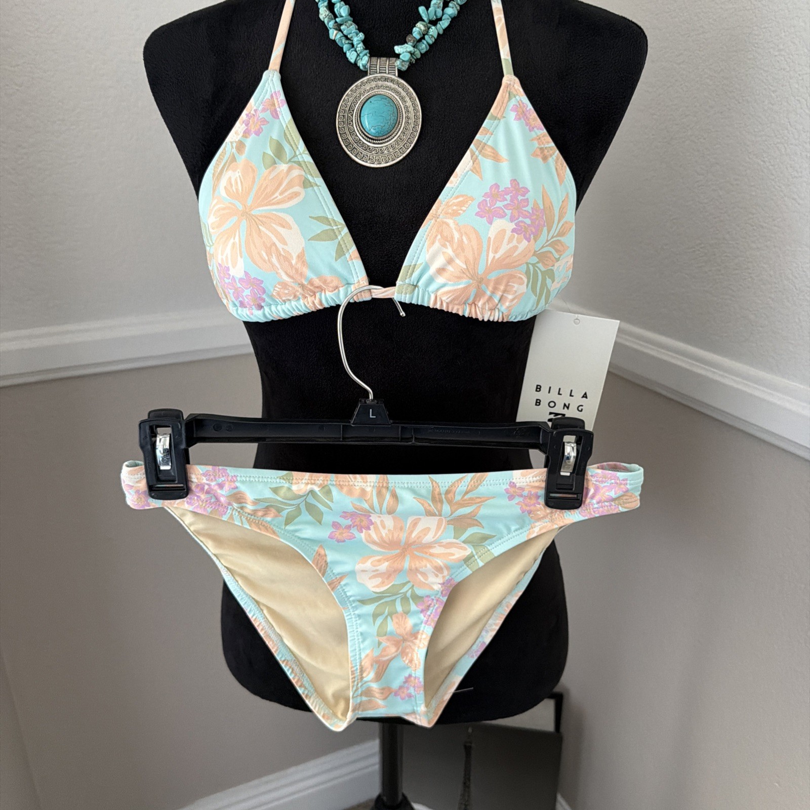 NWT Billabong Beach Babe Triangle Top Bikini Set Moderate Tropical Aqua $99 L
