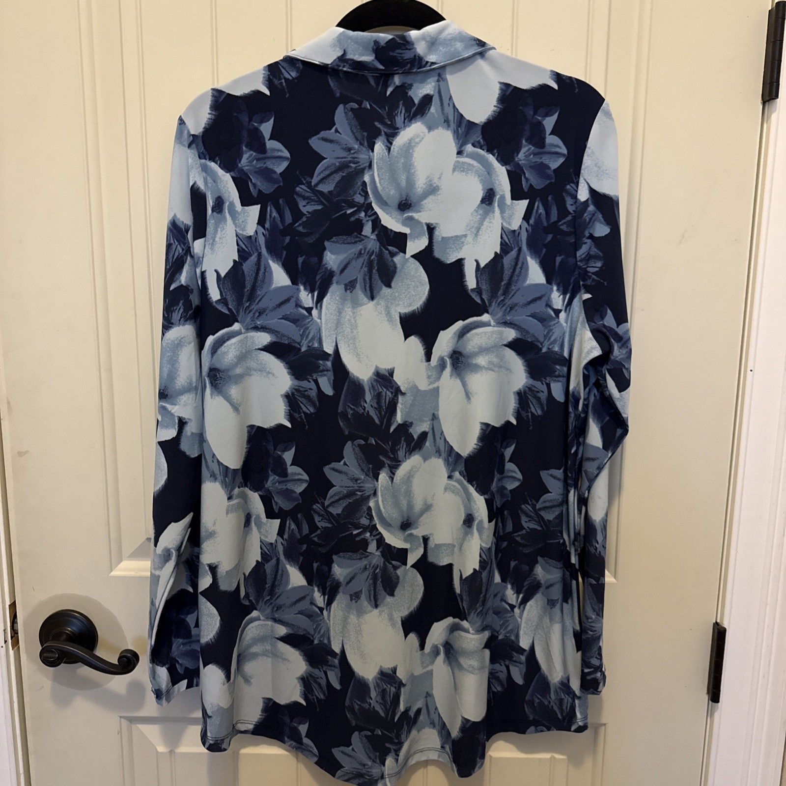 Additudes By Renee Blue Floral Long Sleeve Button Down Polyester Spandex Blouse