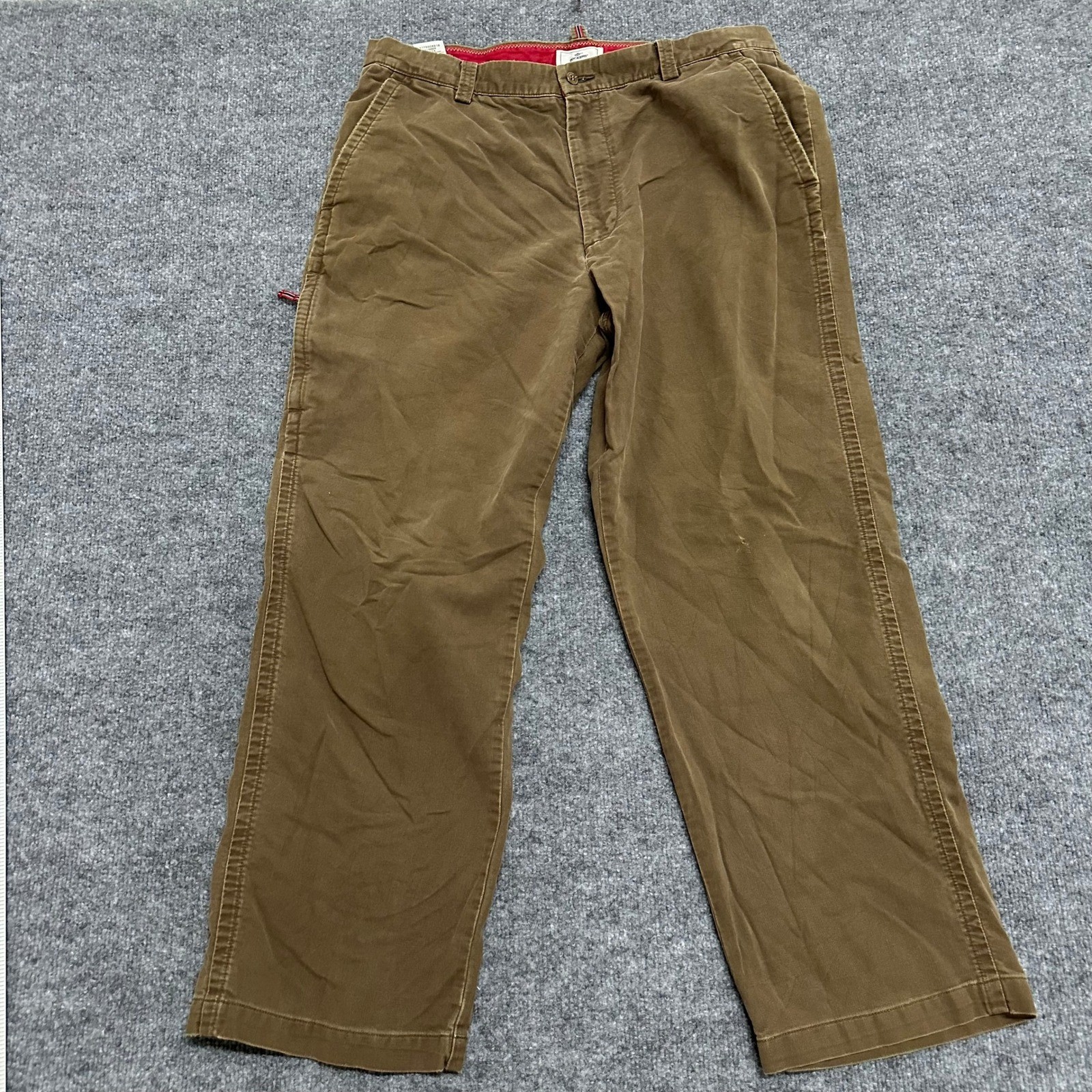 Dockers Pants Mens Size 36×30 Brown Relaxed Fit Flat Front Cotton Casual Chinos
