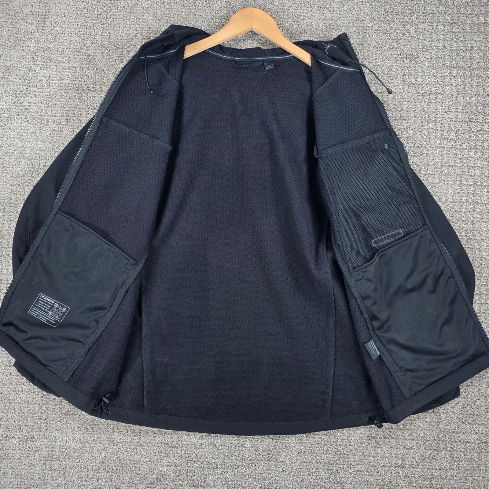 Truewerk S3 Solution Hoodie Mens Large Black Performance Workwear Zip Jacket