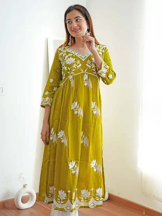 Women Silk Blend Chikan Embroidery Top Kurta Beautiful Party Wear Kurti Dress