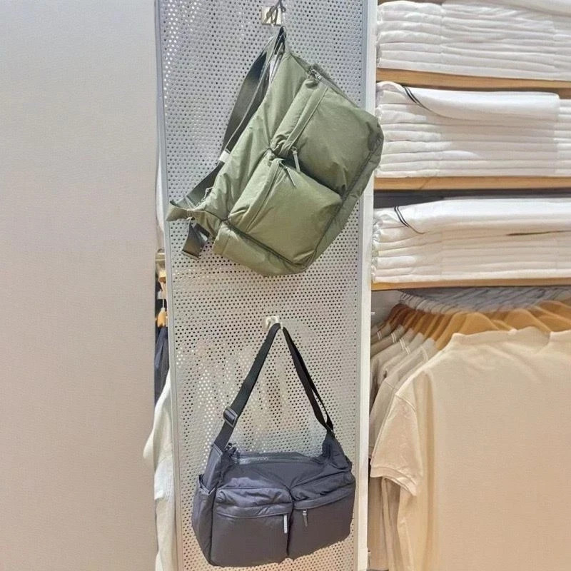 UNIQLO Casual Multi-pocket Messenger Bag Men Women Shoulder Bag Travel Sport Bag