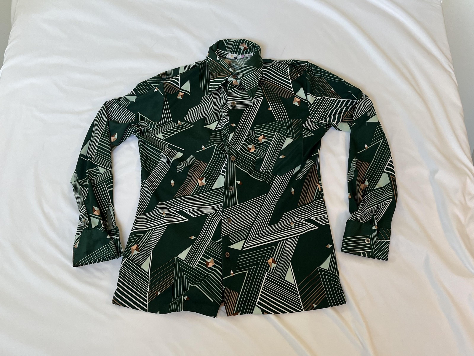 Vintage Disco Shirt M 70s Dagger Collar Long Sleeve Green Geometric Polyester